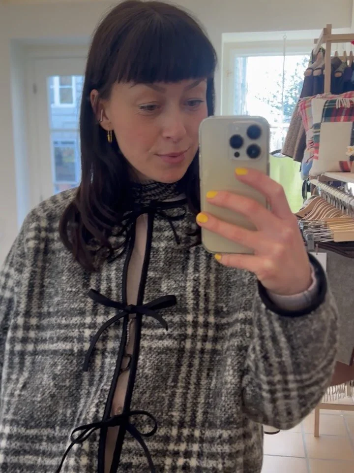 A new take on the wool jacket 🖤

Made in the softest deadstock wool from Valentino 🖤