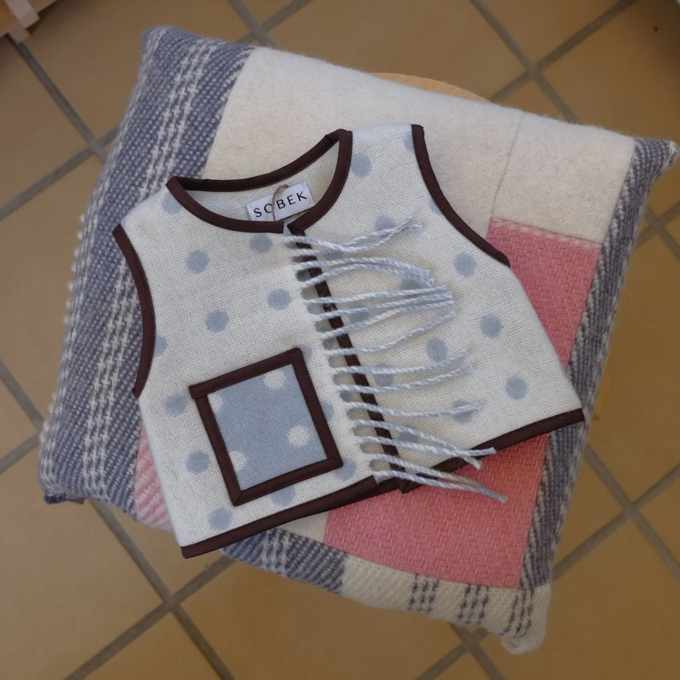 baby vest 3-9 mos