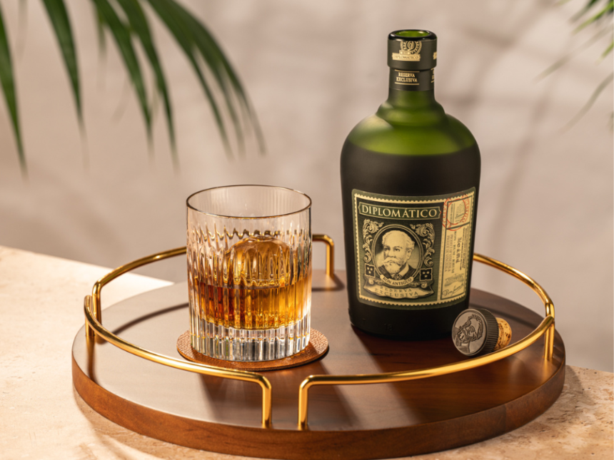 Diplomático experience