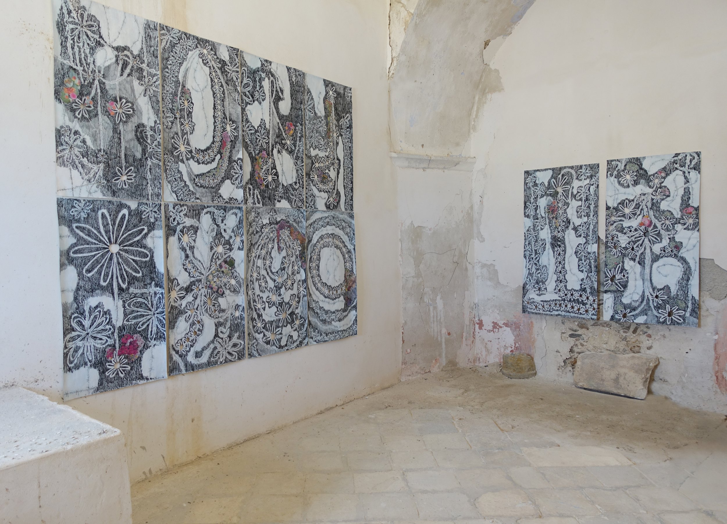 WALL FLOWERS - DESSINS - Résidence Chapelle Saint Antoine 2025 / Naxos (GRC)