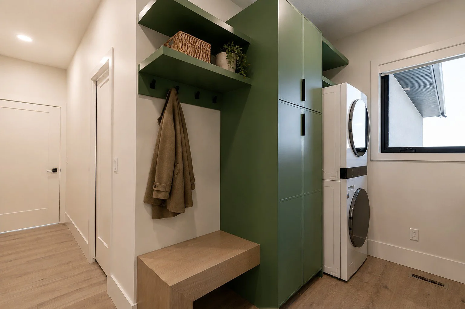 Hawthorne II Laundry Room