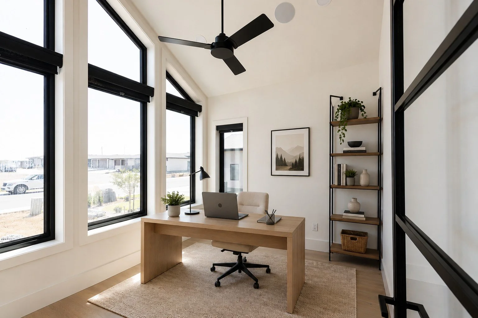 Hawthorne II Office