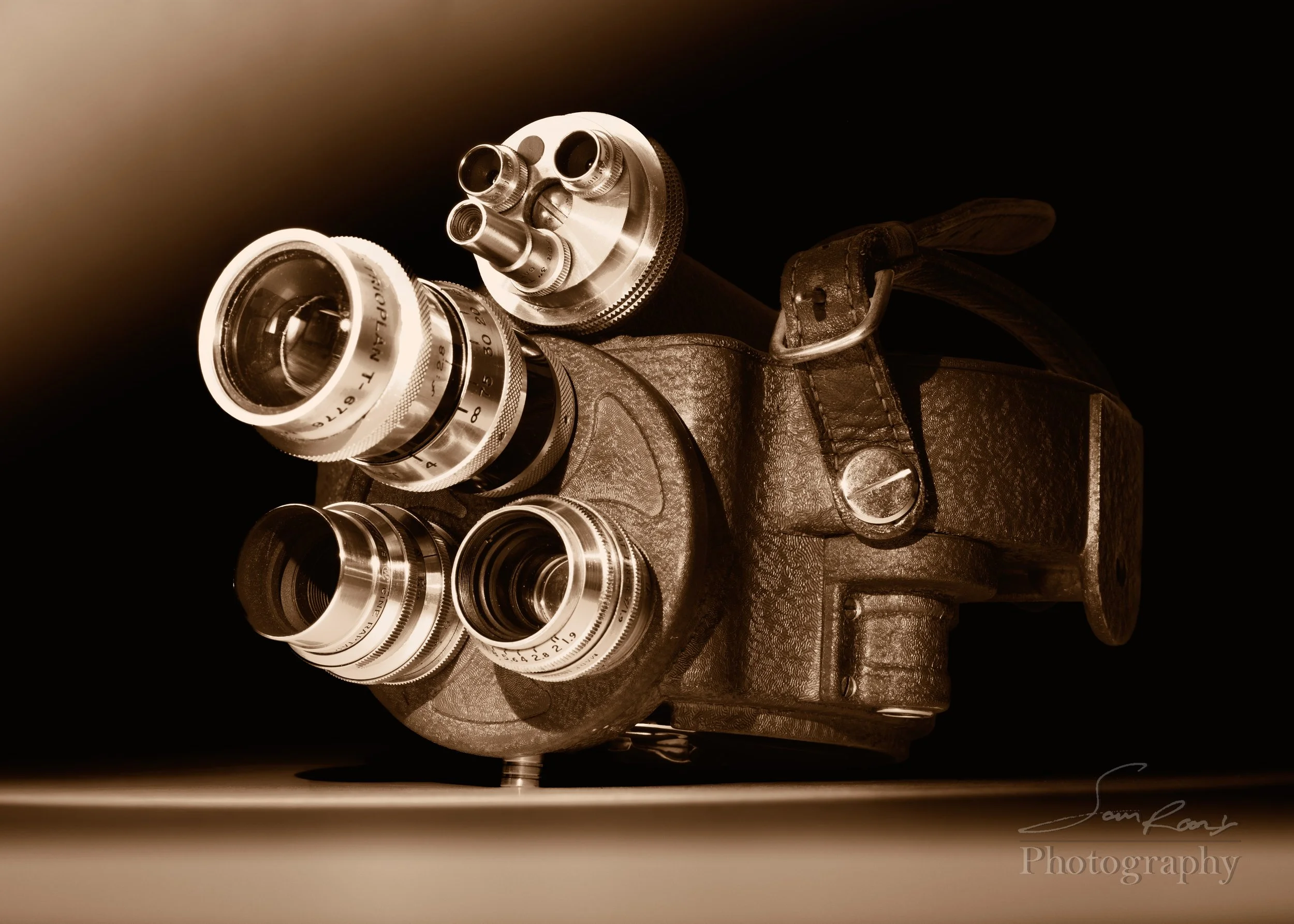 DSC_3569-1.jpg bell and howell social copy.jpg