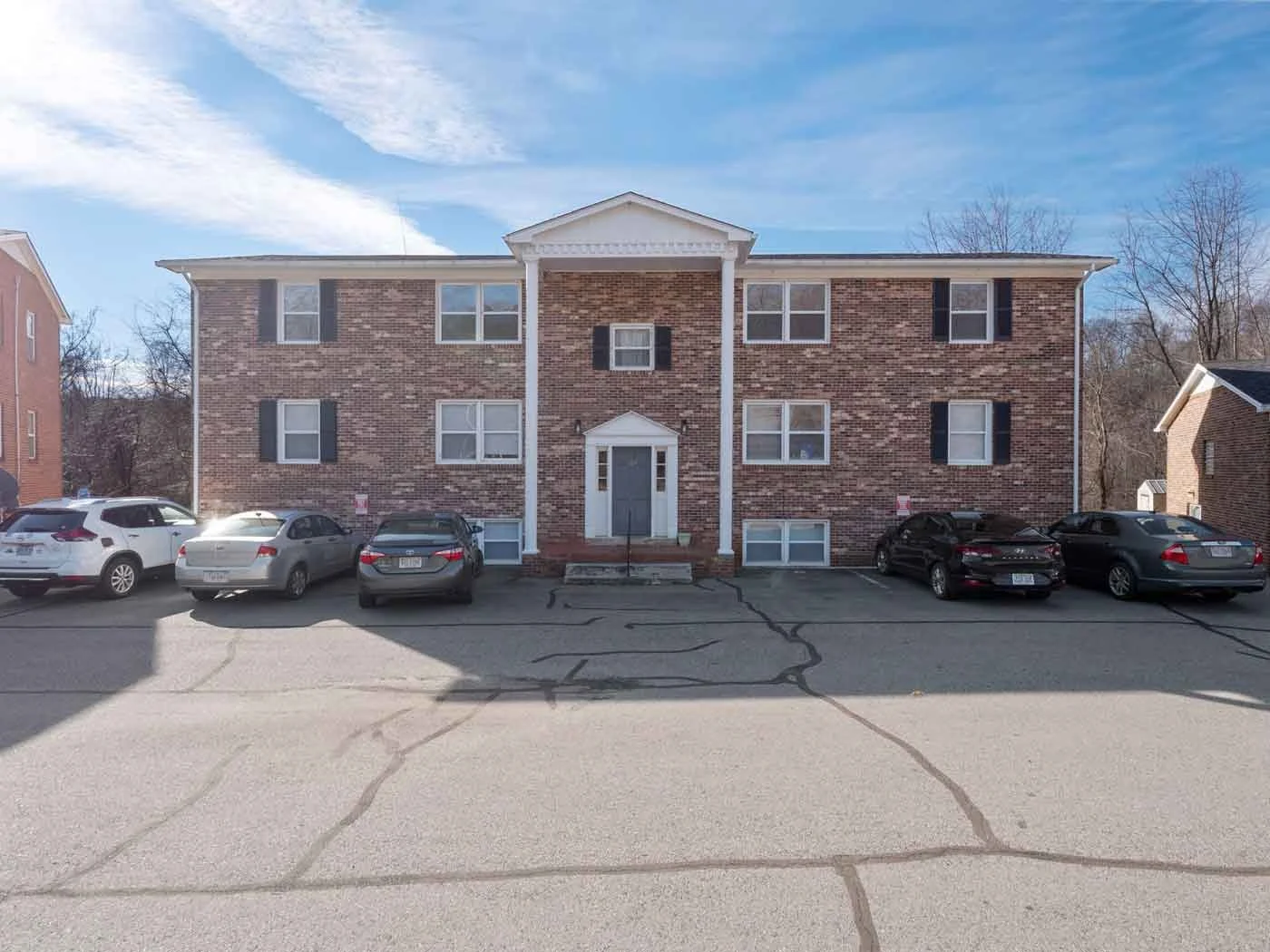 1-web-or-mls-2-Sunset-Manor-Apartments,-Moses-Fleetwood-Walker-Media,-MFW-Media,-Roanoke-Real-Estate-Photographer,-Partick-County-Real-Estate,-Stuart-Real-Estate.jpg