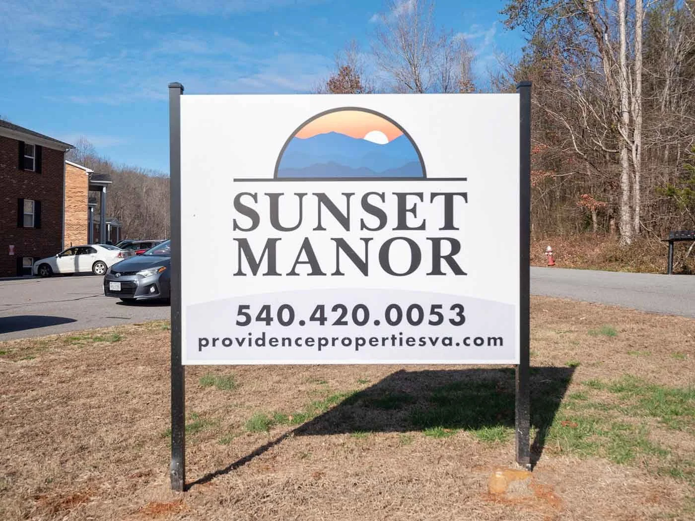 2-web-or-mls-1-Sunset-Manor-Apartments,-Moses-Fleetwood-Walker-Media,-MFW-Media,-Roanoke-Real-Estate-Photographer,-Partick-County-Real-Estate,-Stuart-Real-Estate.jpg