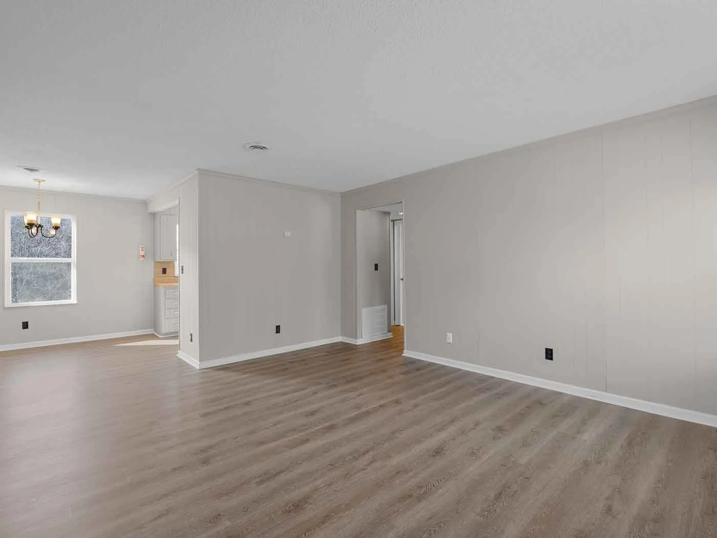 27-web-or-mls-27-Sunset-Manor-Apartments,-Moses-Fleetwood-Walker-Media,-MFW-Media,-Roanoke-Real-Estate-Photographer,-Partick-County-Real-Estate,-Stuart-Real-Estate.jpg