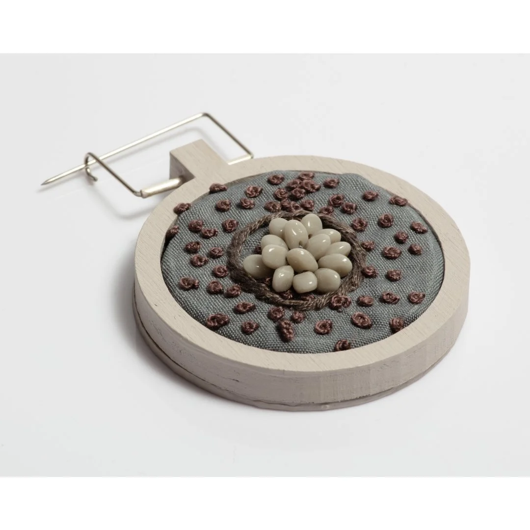 wood frame brooch 197a.jpg