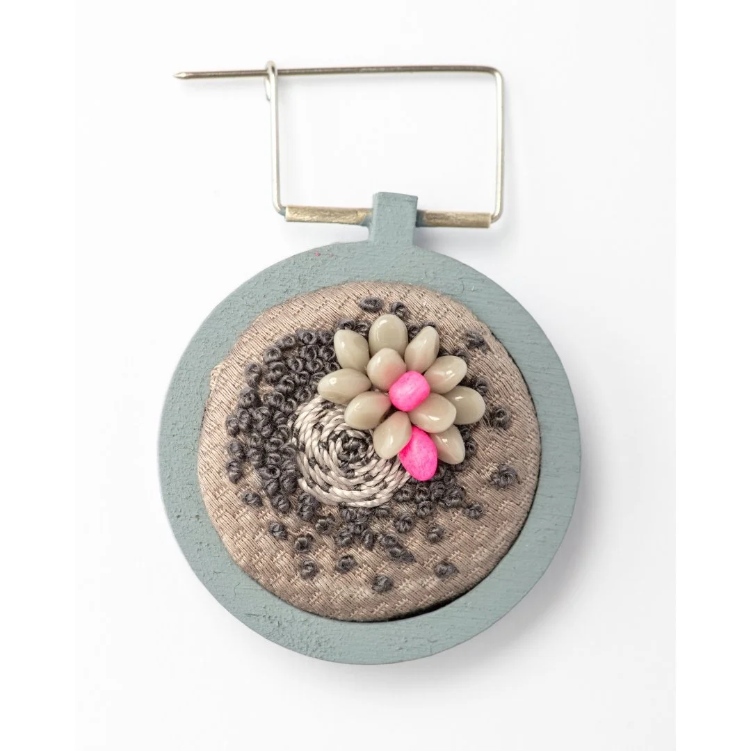 wood frame brooch 166b.jpg