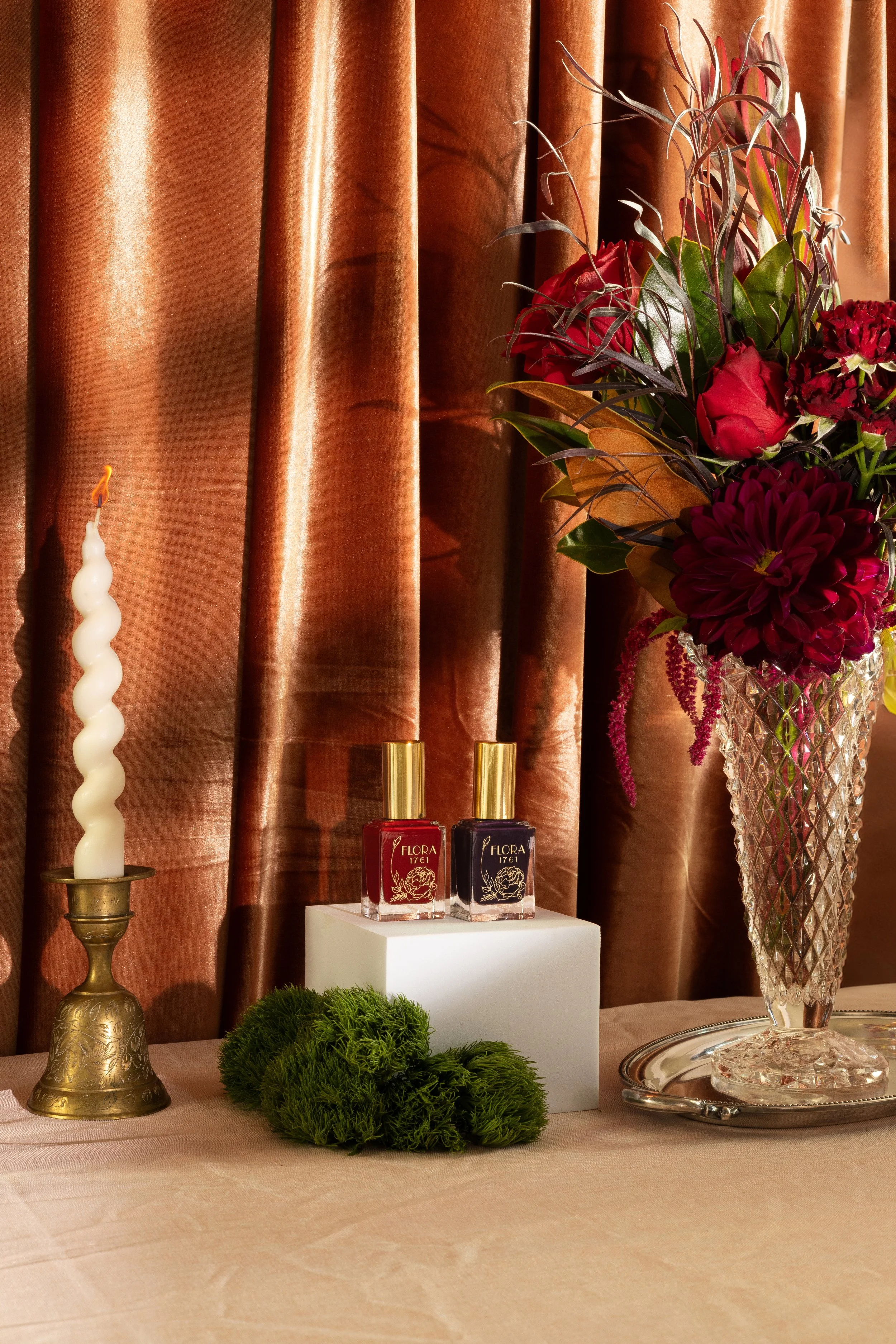 Flora 1761 - Holiday Product Shoot - PhotosbyMeadowStudios-48edit copy.jpg