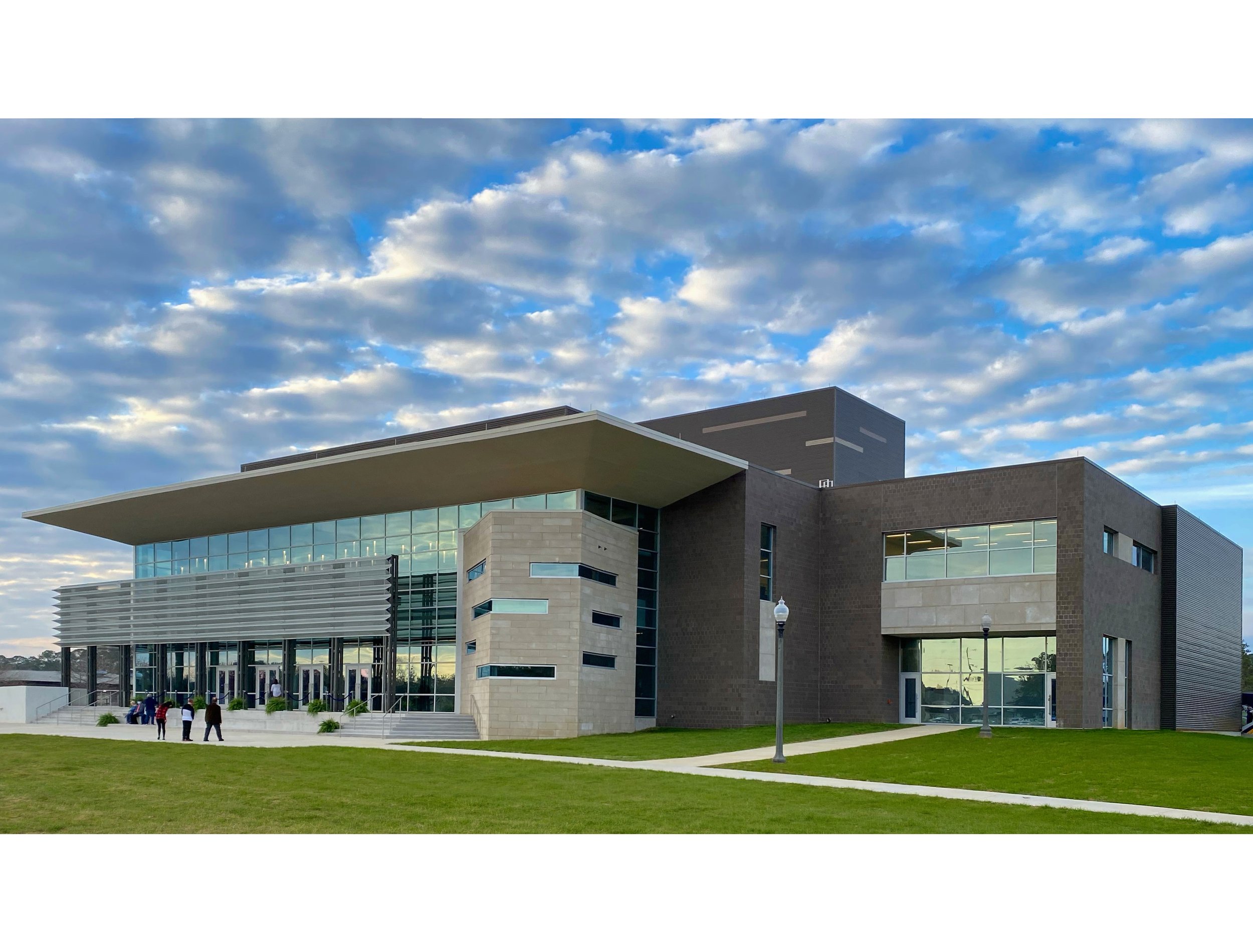 Immersive Media Performing Arts Center (iMPAC)