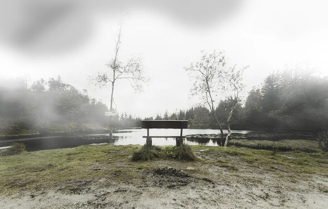 bench with corner3.jpg