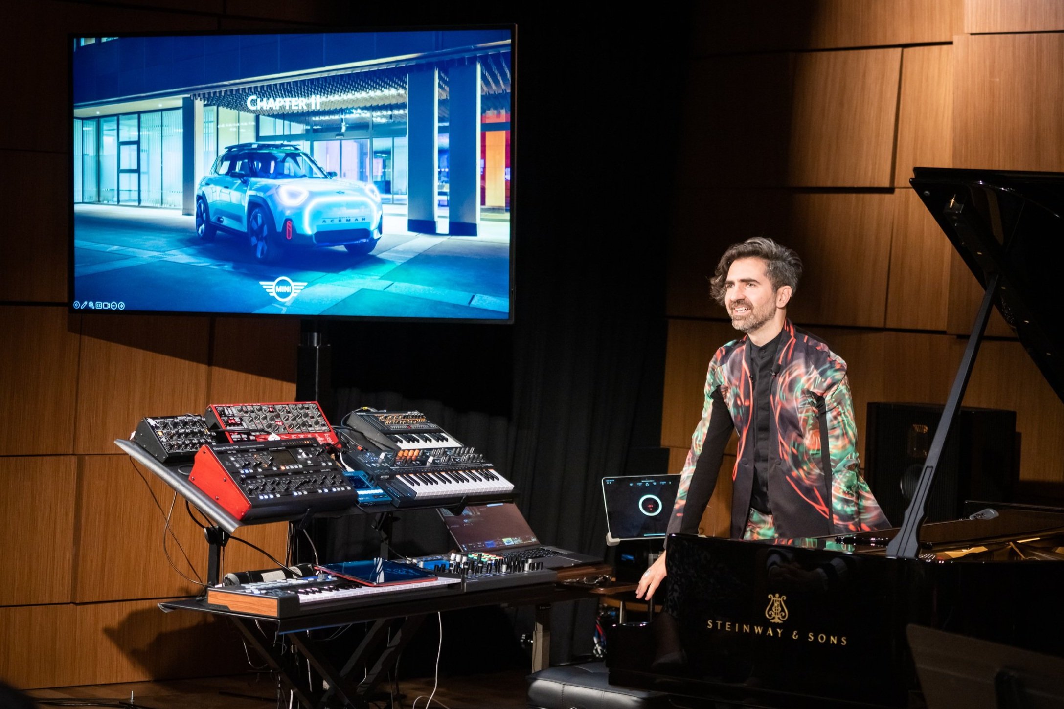 RENZO+%40+STEINWAY+HALL+2023_PRESENTATION_-28.jpg