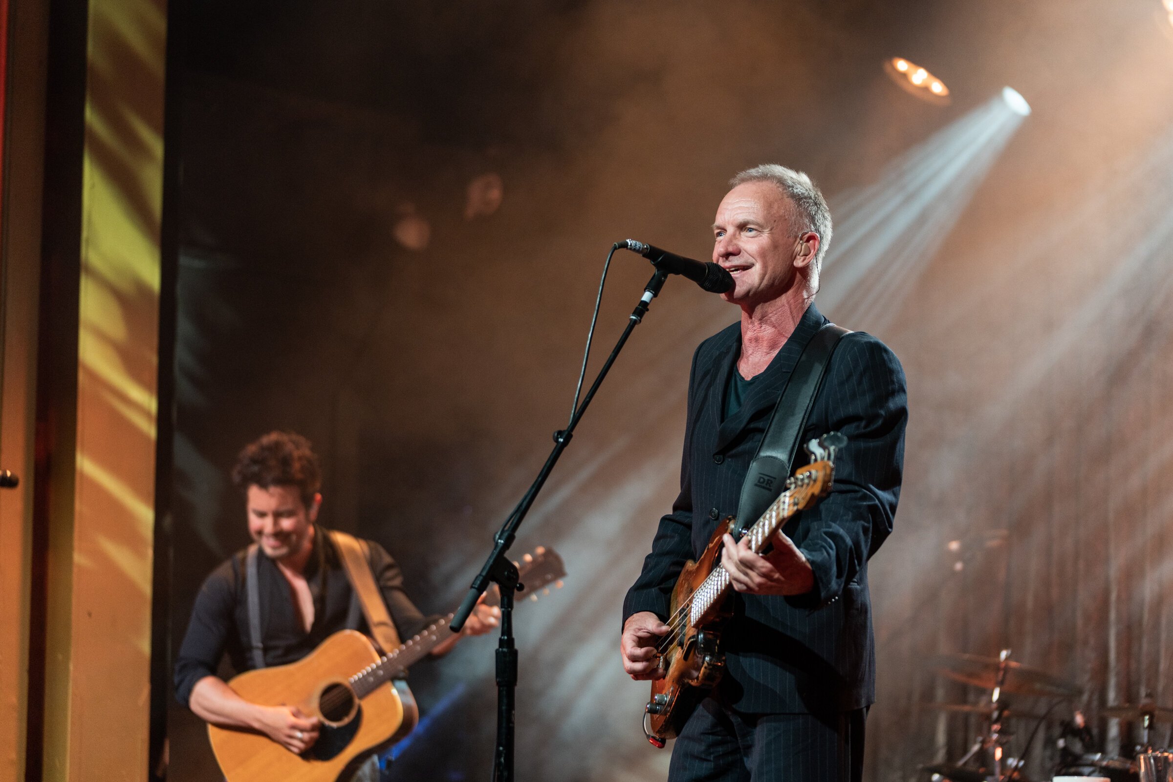 STING-4.jpg