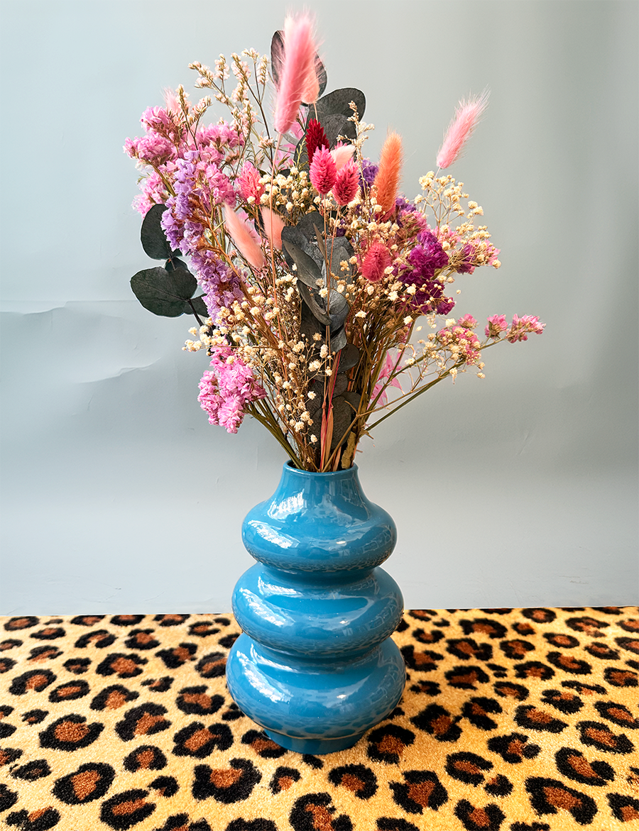 Bouquet-rose-vase-bleu.png