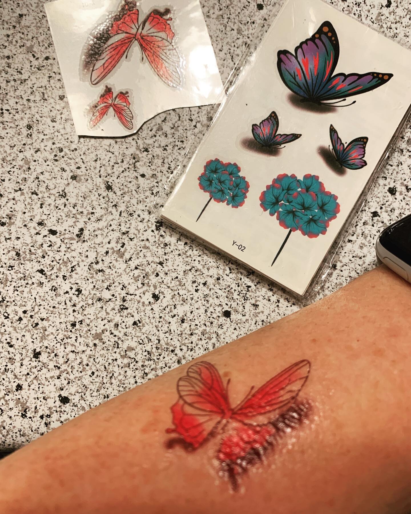 Found these cute 3D butterfly tattoos for my prize box for #woolyweek fun! #No nos temas #somosnormales