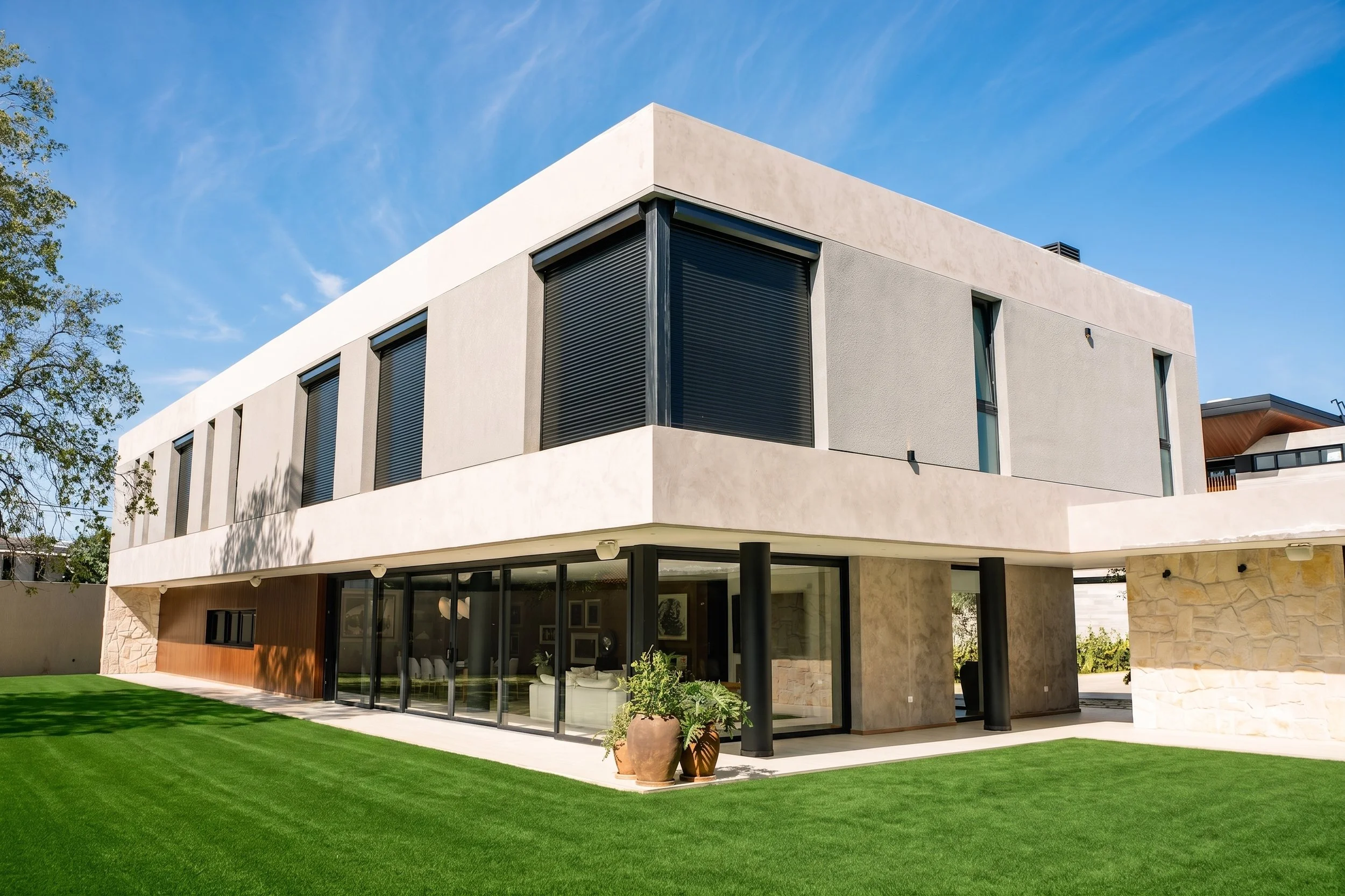 Residencia con Persianas