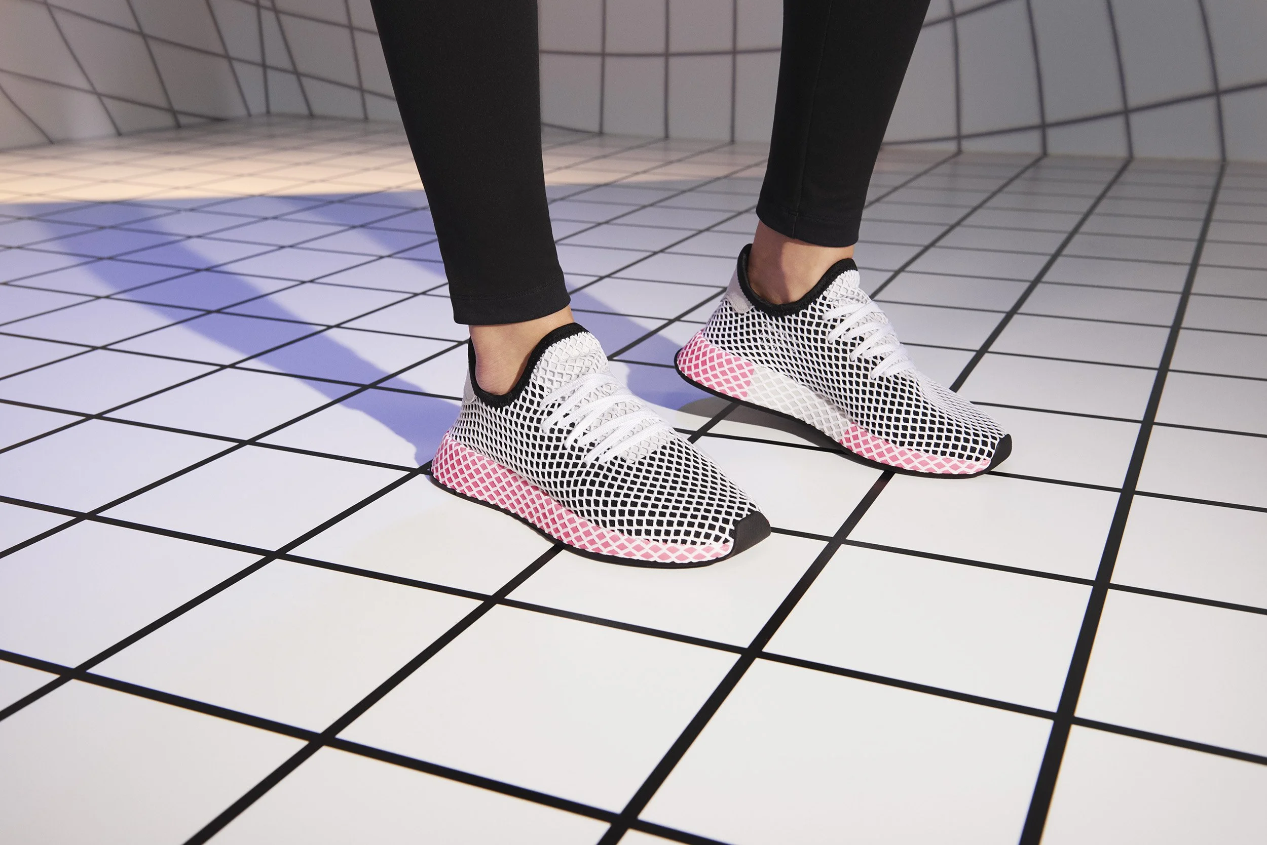 SS18_Deerupt_CQ2909_03_047_RGB.jpg