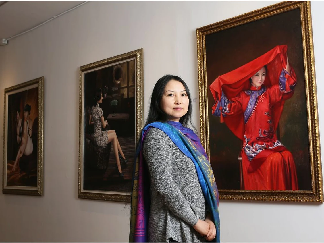 Grandniece of last emperor of China showing paintings at Art! Vancouver