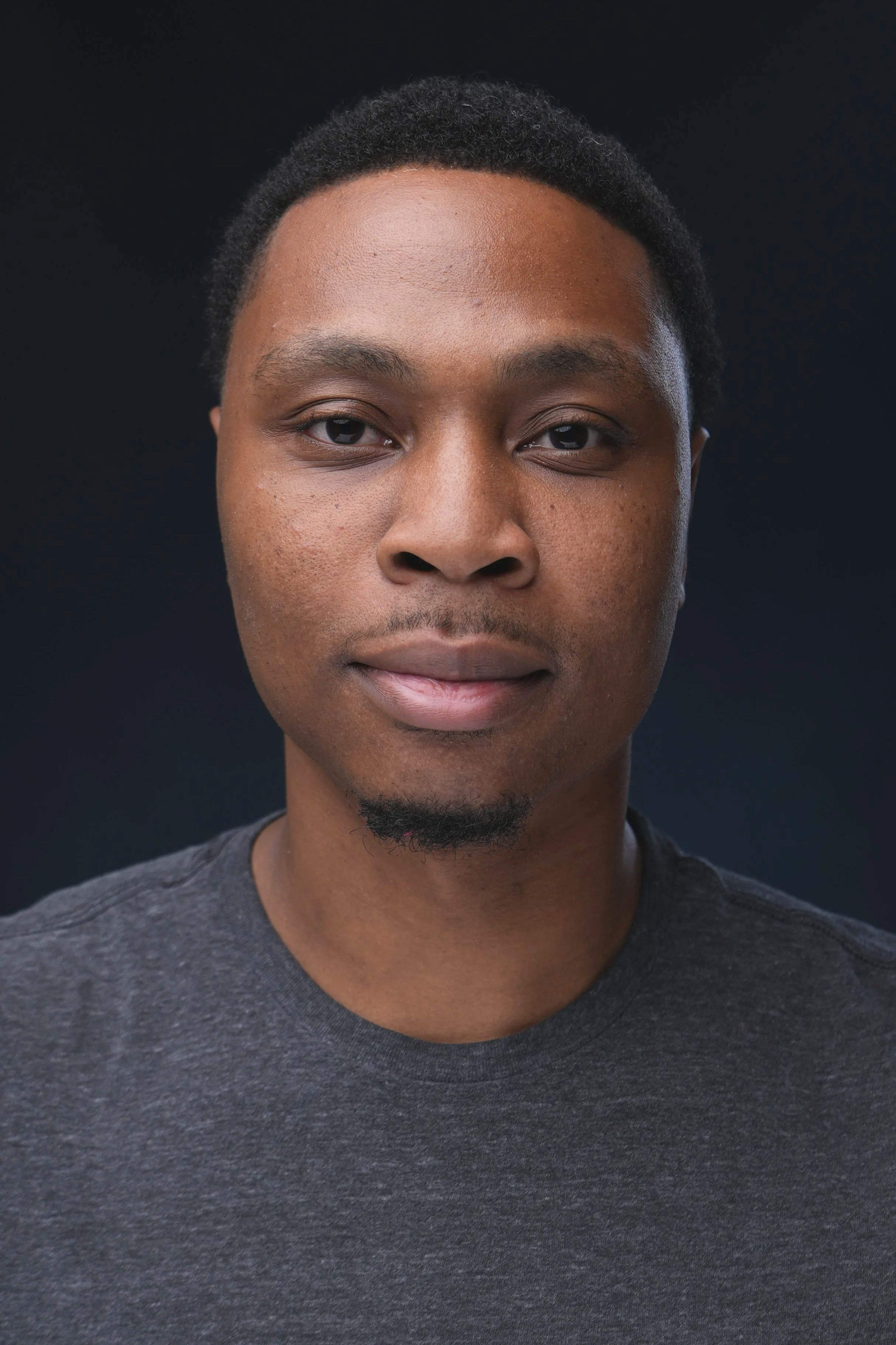 Isaac+Loftis+Headshot.png