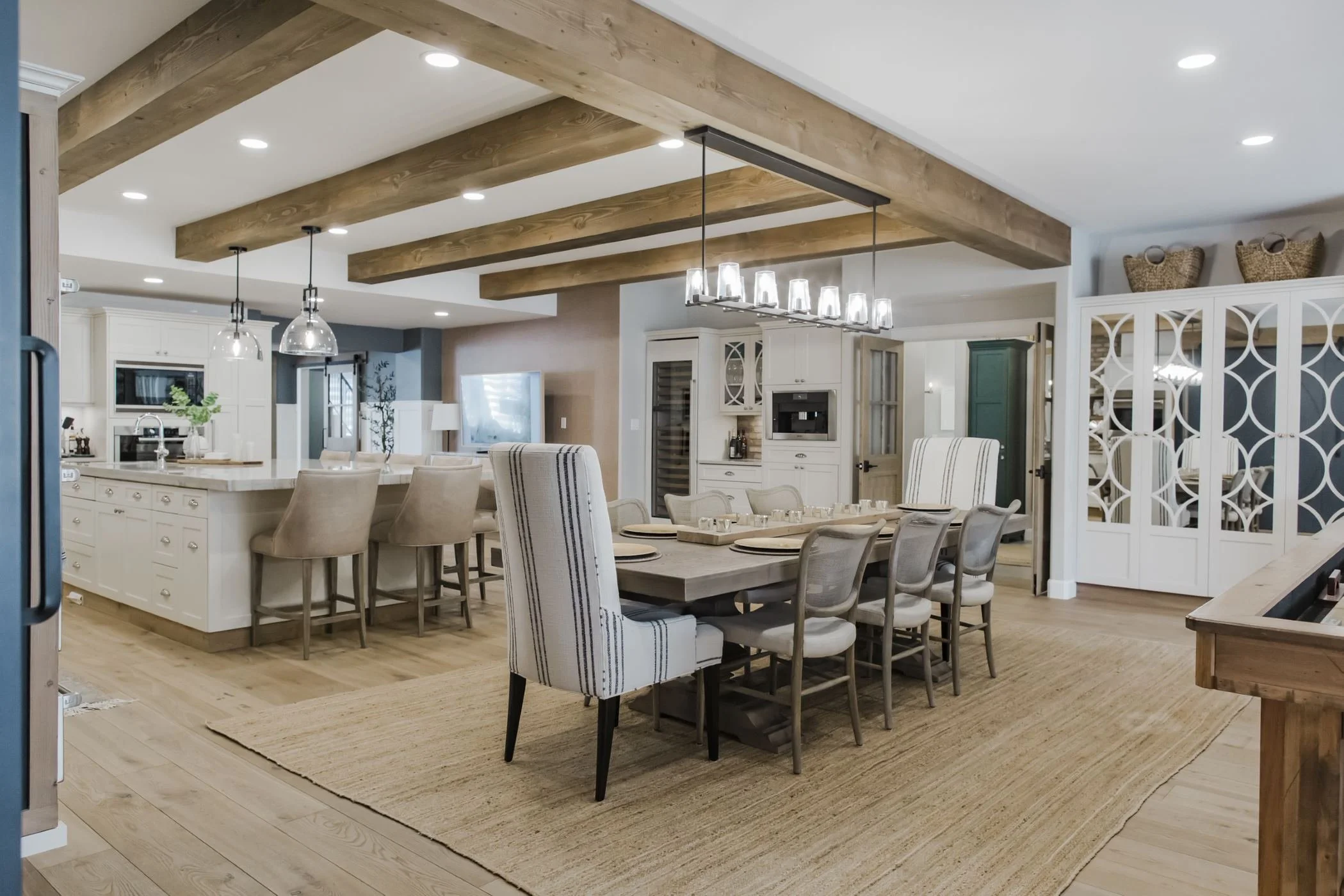 fba781dc-0b85-47b5-9b04-ff4349817e6d.jfif