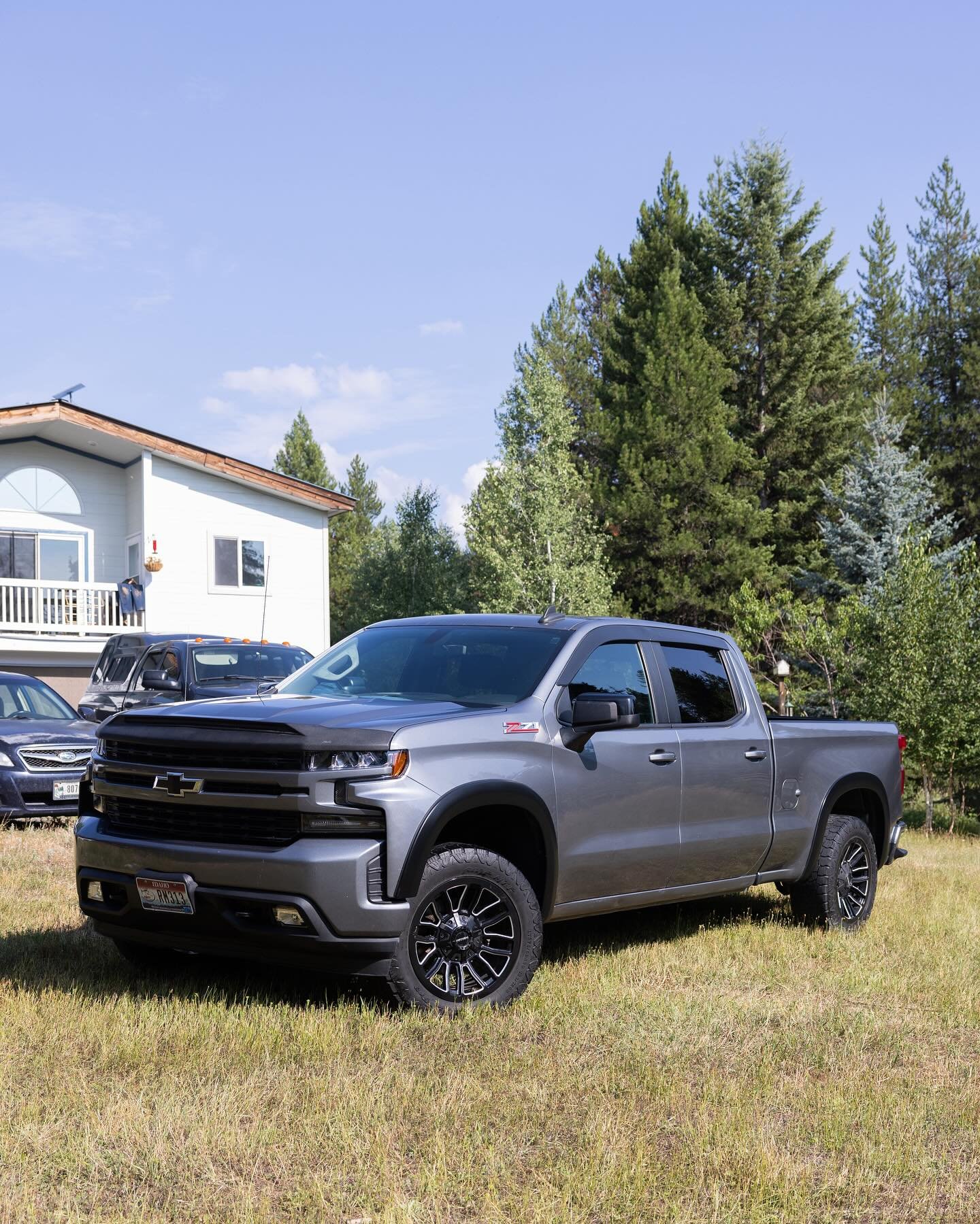 Chevy 1500 Z71 - Detailed with our Interior &amp; Exterior Package and Polished with our Single-Step Cut and Buff

#detailing #autodetailing #detailersofinstagram #detailingworld #carwash #cardetailing #carcare #ceramiccoating #cars #paintcorrection 