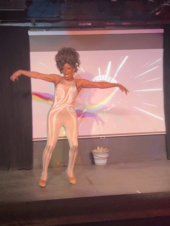 @theheatherwood and @romancinggodiva kicking off our season 3 premiere of #StarTrekStrangeNewWorlds as #NumberOne and #Uhura! Check out our Trek&rsquo;tastic #dragshow 6pm Saturdays at @industrybarnyc for new #StarTrek episode viewings, 2-4-1 #happyh