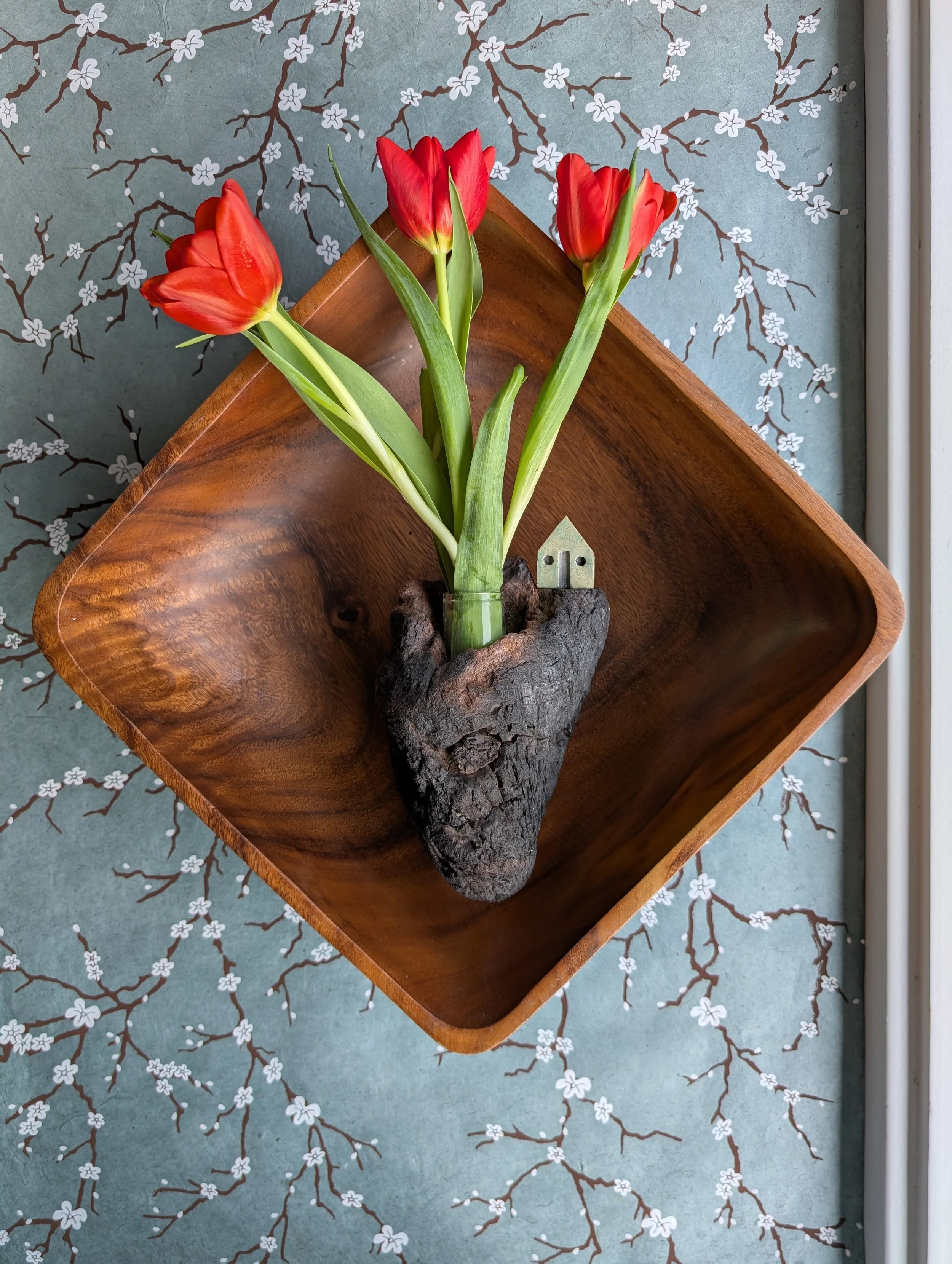 burl wall vase (16" x 16" x 4")