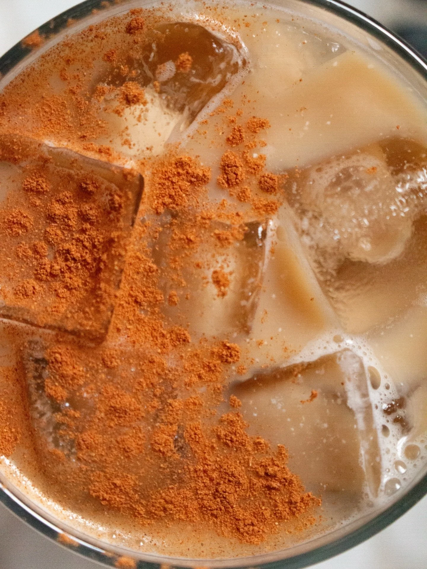 Snow&rsquo;s back&hellip; but we&rsquo;re still pouring iced drinks like it&rsquo;s 60&deg; outside. 

Come live your best iced life with us, here at @the.districtcoffee 🙌🏻 

#grandrapids #craftcoffee #coffeeislife #puremichigan #historical