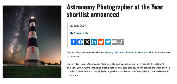 Nighttime photo of a lighthouse with the Milky Way galaxy in the sky