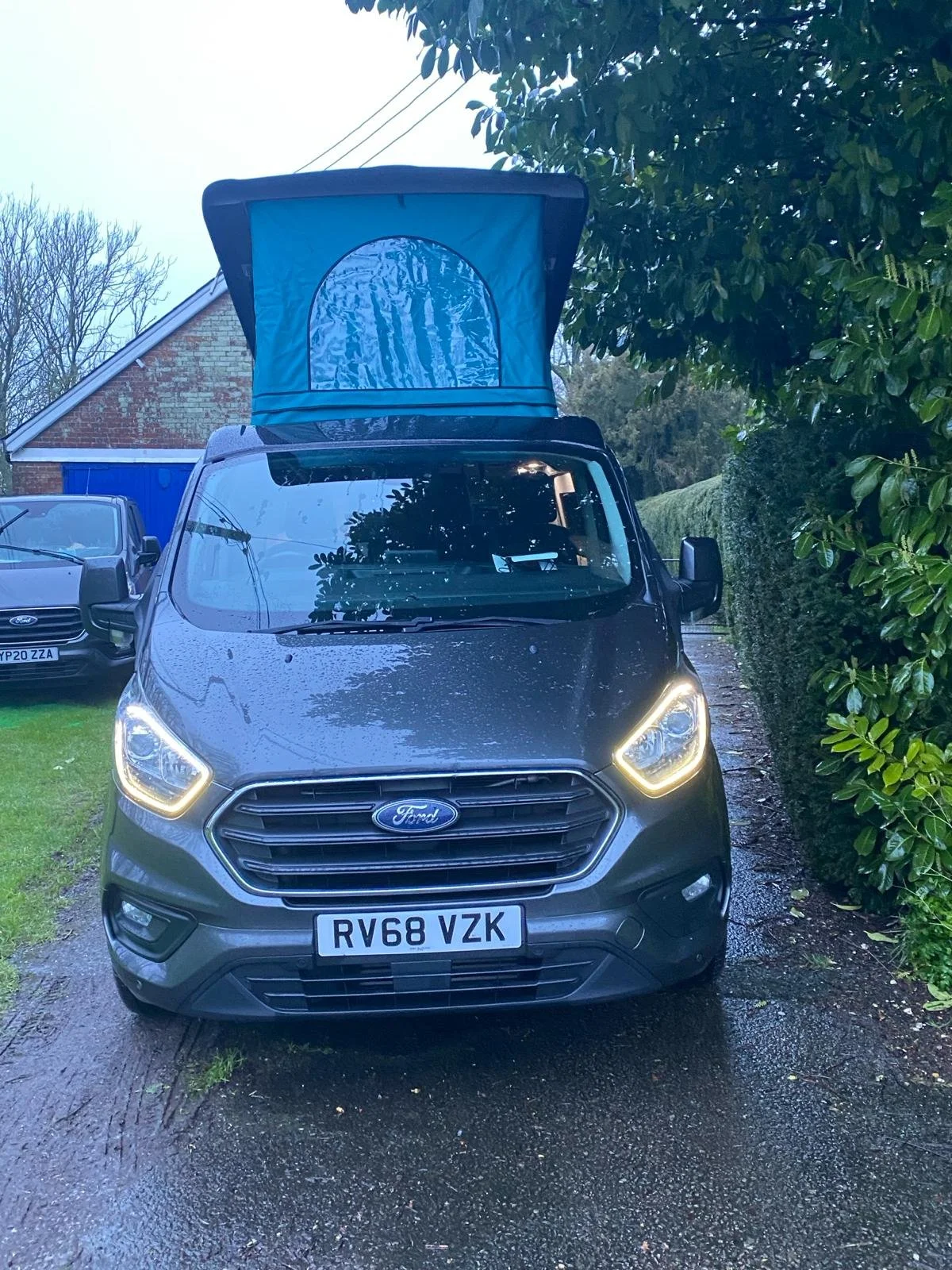 Ford Trasnit LWB PopTop by Skyline