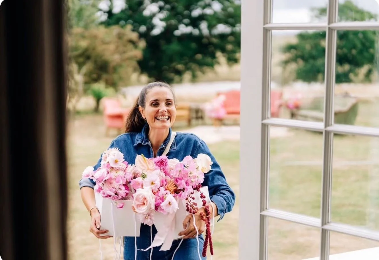 Bringing the blooms (and the big smiles) for your best day ever 🤍 From studio to doorstep, it&rsquo;s all part of the magic at What A Lovely Bunch 🌸

Captured by @duntons_photography 
Venue @elmleynature 
Florals @whatalovelybunch 

#WhatALovelyBun