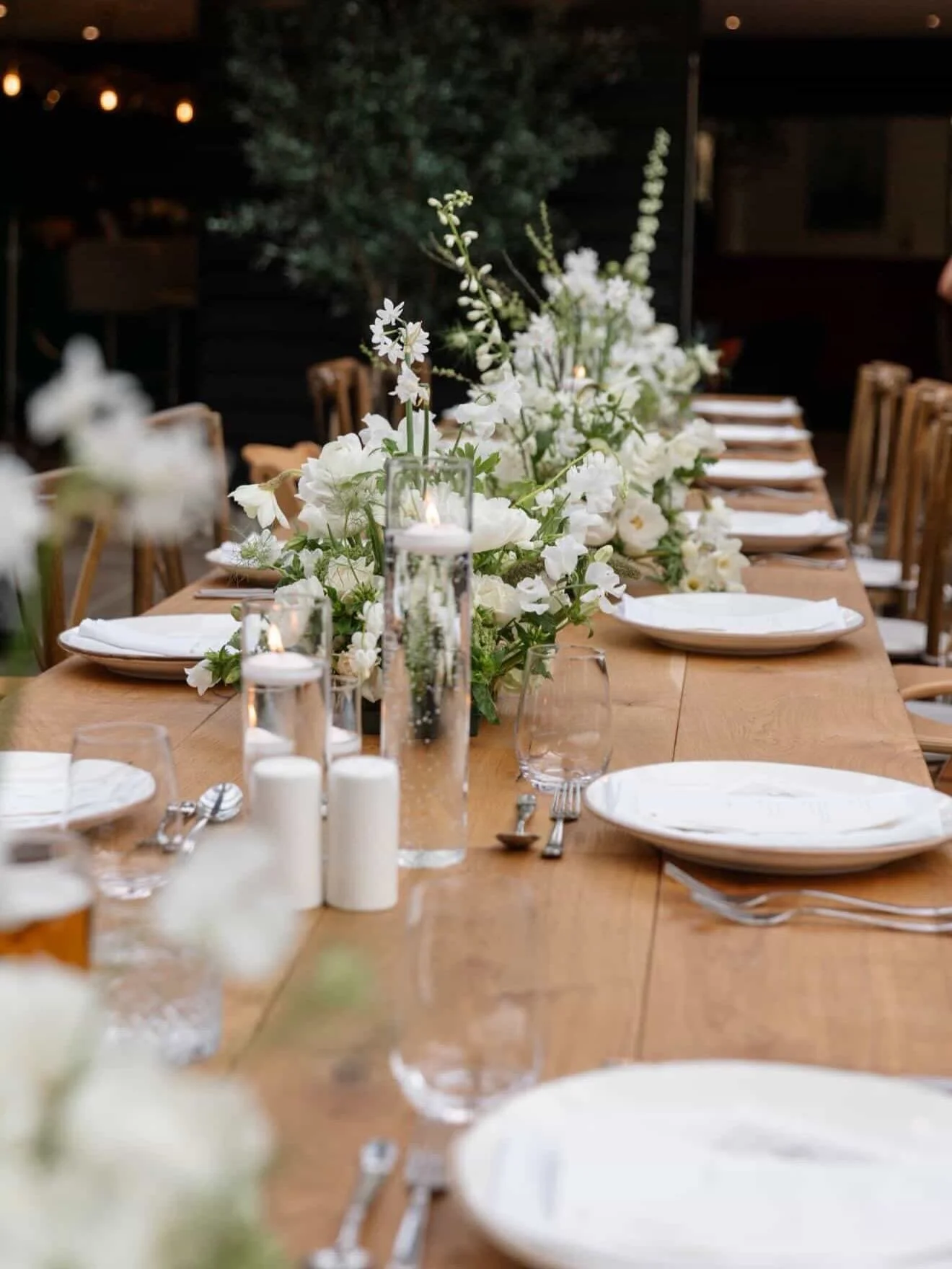 Lucy &amp; Steve&rsquo;s spring floral table runner looking so perfect in the glass house at @chapelhouseestate ✨🤍 

Feeling very lucky to be a recommended supplier for @chapelhouseestate this year and for all the incredible 2026 and 2027 weddings b