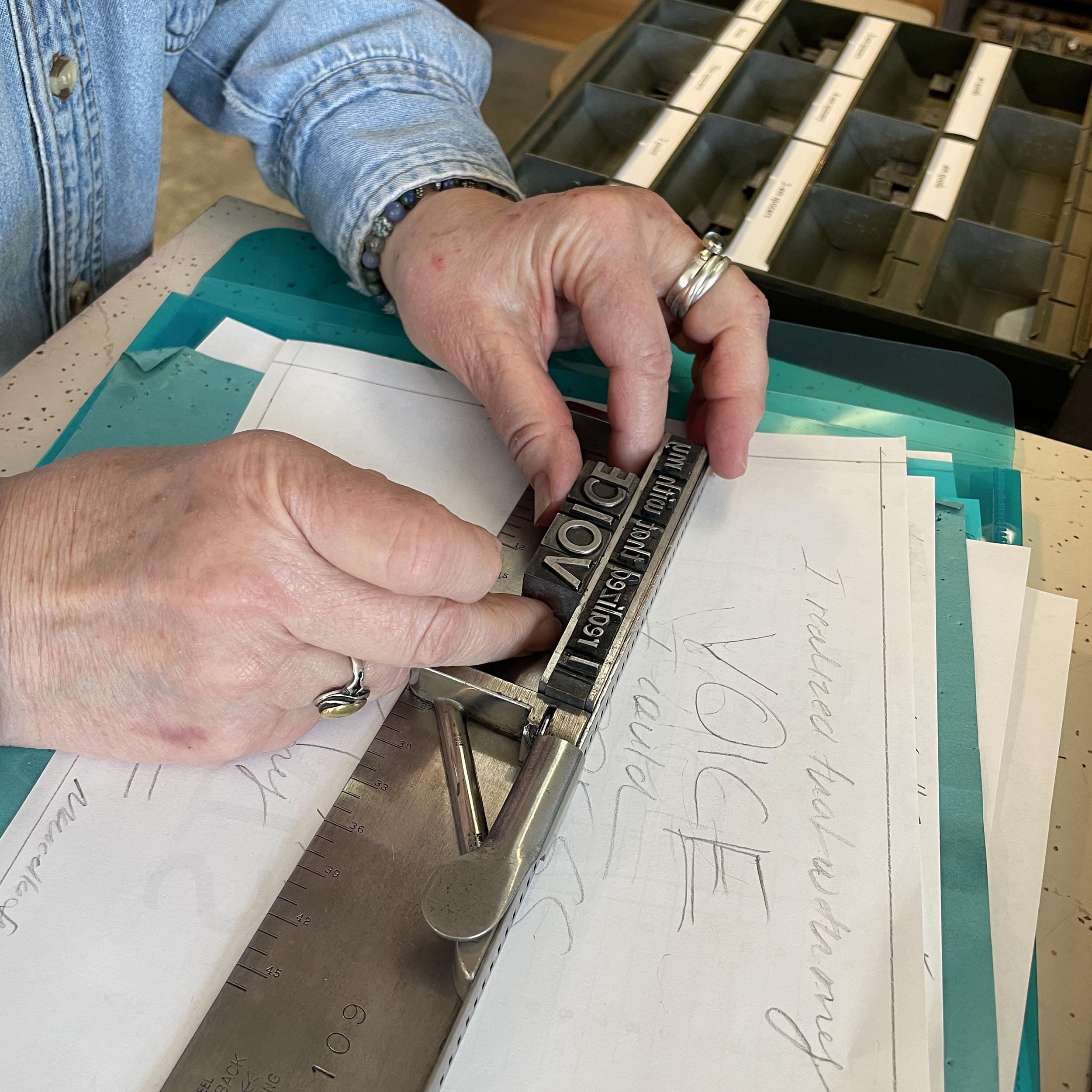 setting-type-in-composing-stick.jpg