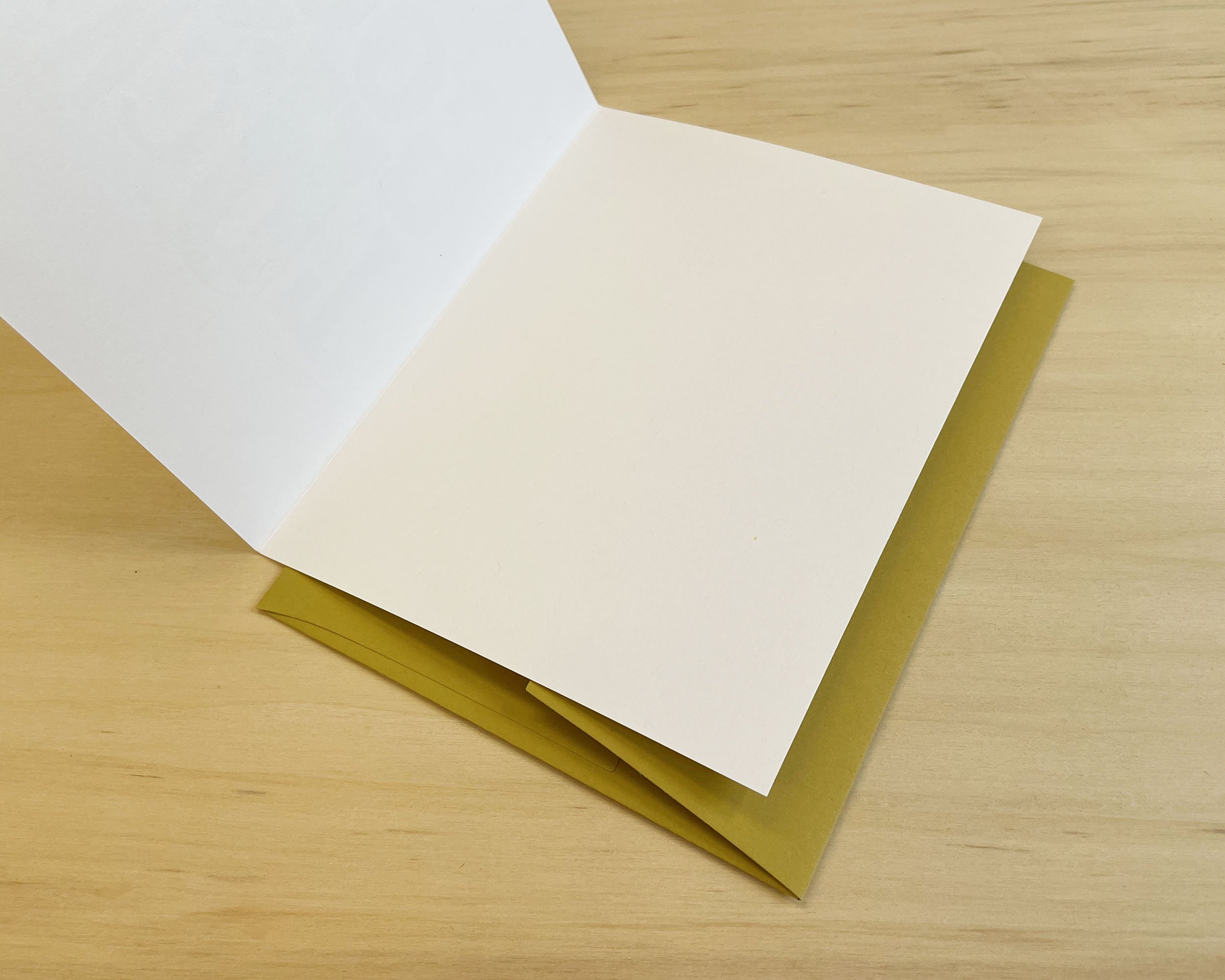 Letterpress greeting card Good Luck interior