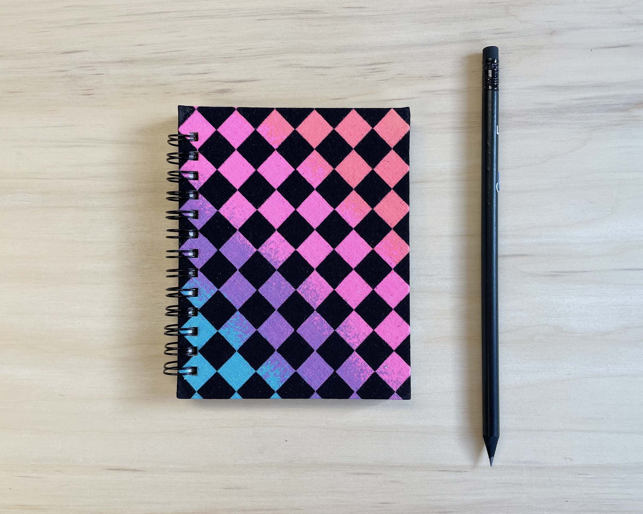 Retro 80s Diamond Grid Journal