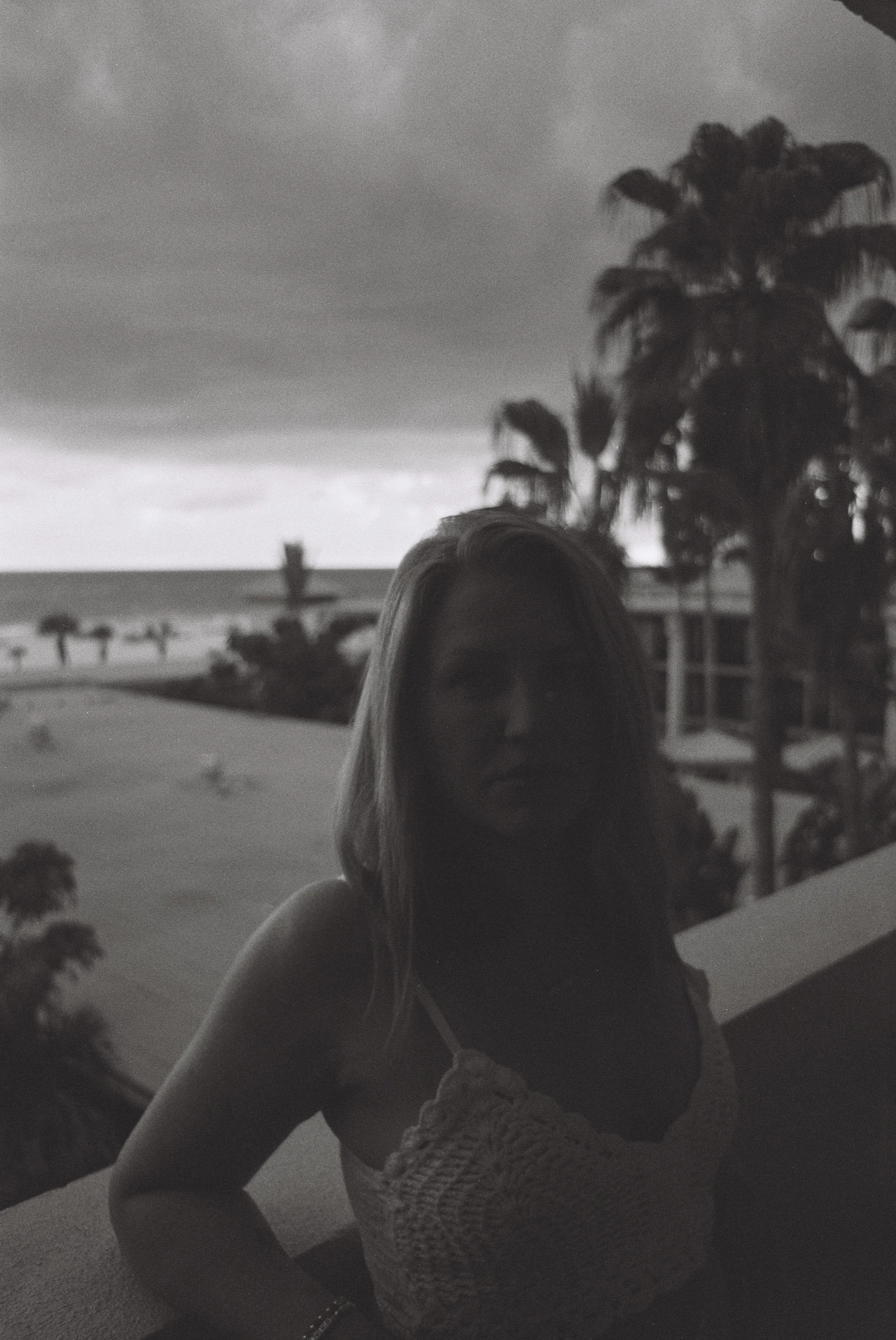 A touch of the vintage, Ash's film portraits give your aesthetic an undeniable sense of cool. Shooting medium format headshots in natural light is what film is all about. Ash shoots both 120 format and 35mm analog photography, based in Tampa and work