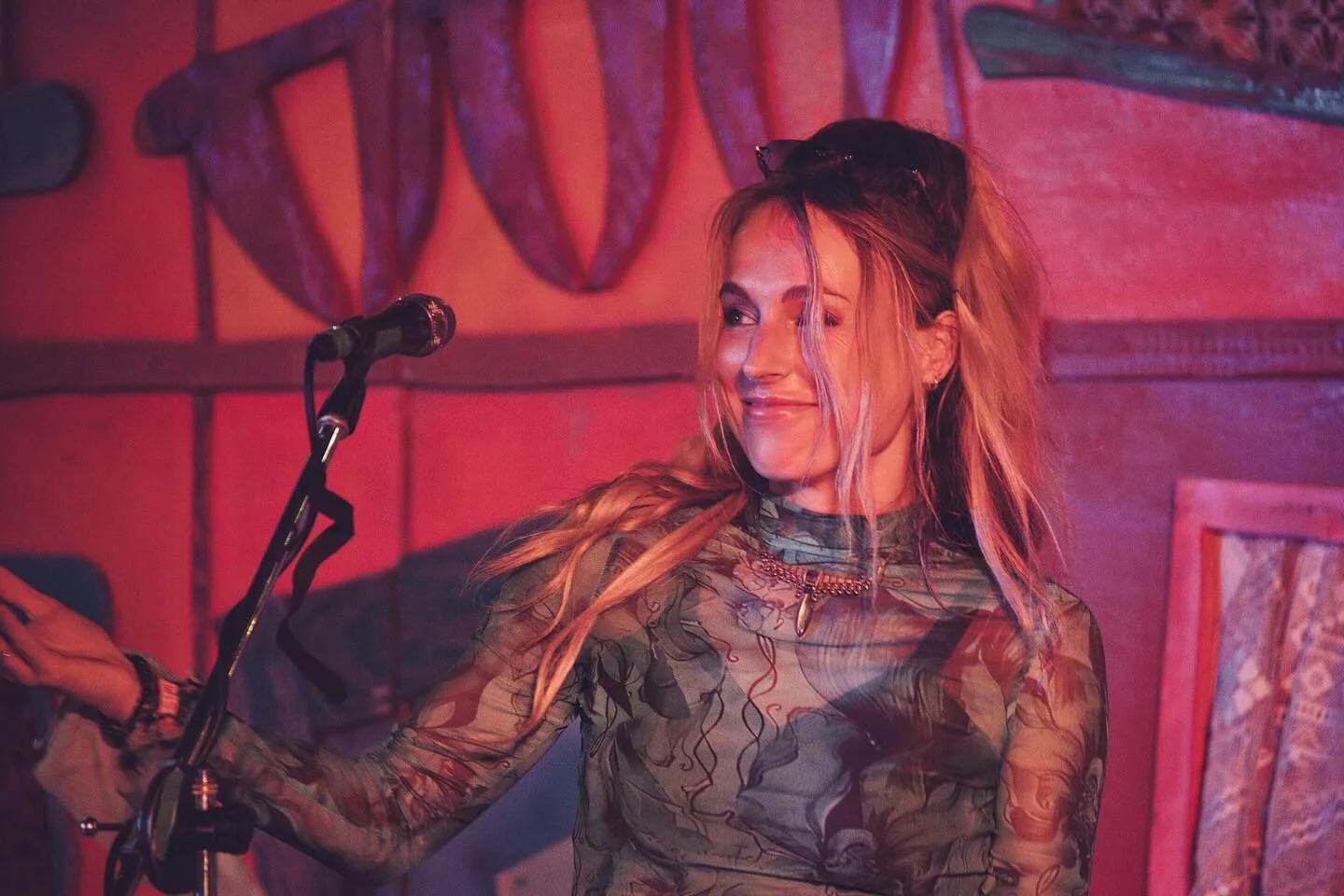 What a fruitful year it has been! 🫶 
Swipe left to watch a video of my performance alongside @mega.noise.circus at @berlin.lacht in Berlin, a city I&rsquo;ve been part of for the last 12 years, a city that truely inspires me 🌚🌝 . We are grateful f