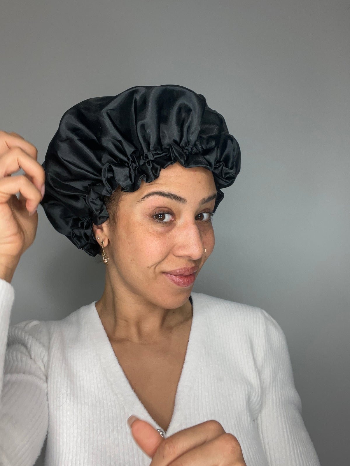 Flawless Lengths Satin Bonnet: Ottawa, Canada