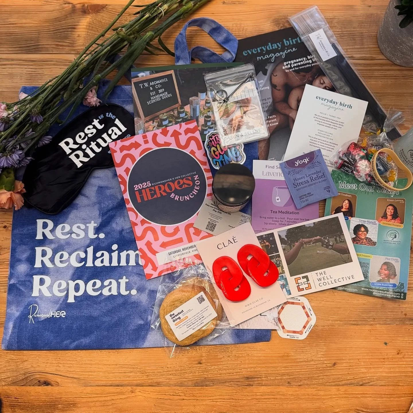 The HERoes Bruncheon may be over, but the guest bag is still givingggg! 💙

Have you had a chance to explore all the amazing items from our local Black-women-owned businesses? Thank you to everyone who contributed items to make our bags special.

We 