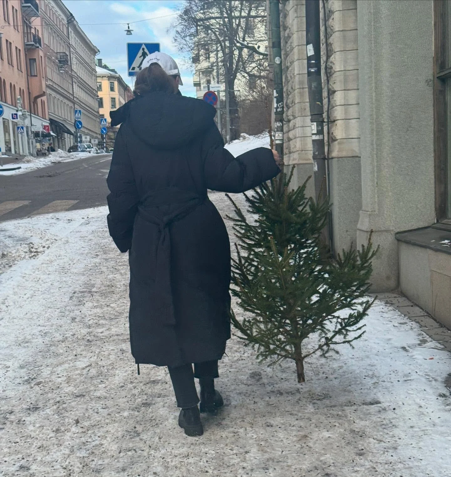 Nu &aring;ker den ut.