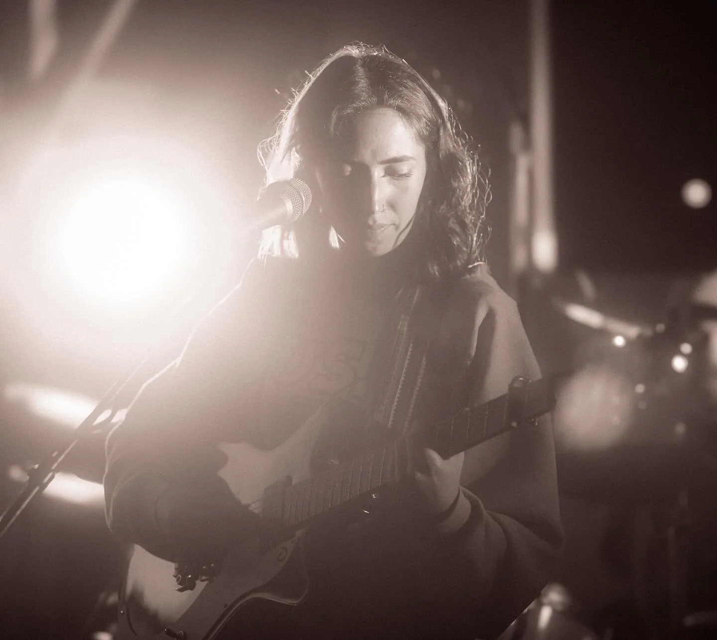 3 shows with @twen_band and @raaviband coming up fast!! 
6/20 @stonechurchvt42 
6/21 @pressroomnh 
6/22 @warehouse_xi 

SEE YALL THERE 

photos: @stu_horne_photos