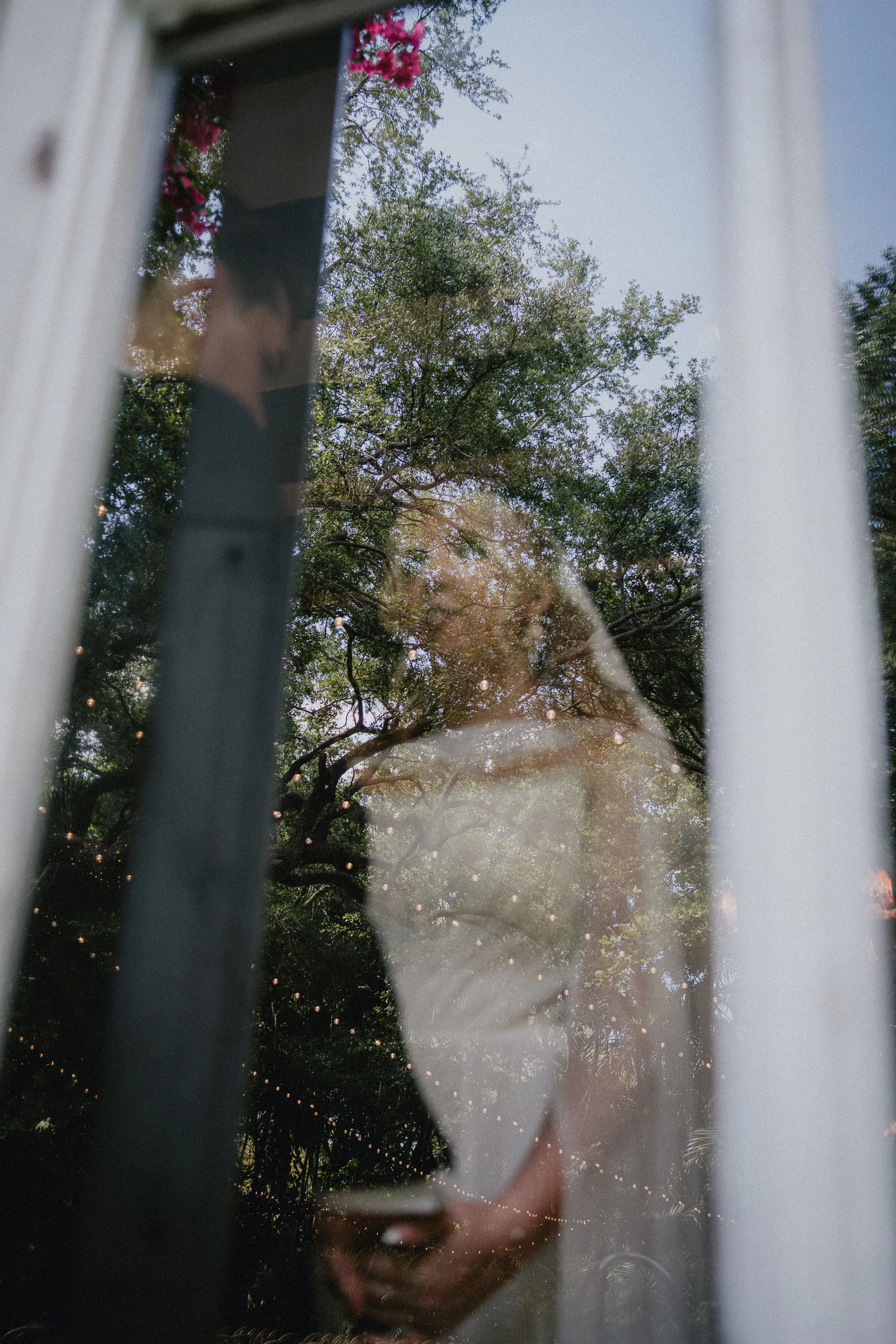 villa-woodbine-bride-solo-portrait.jpg