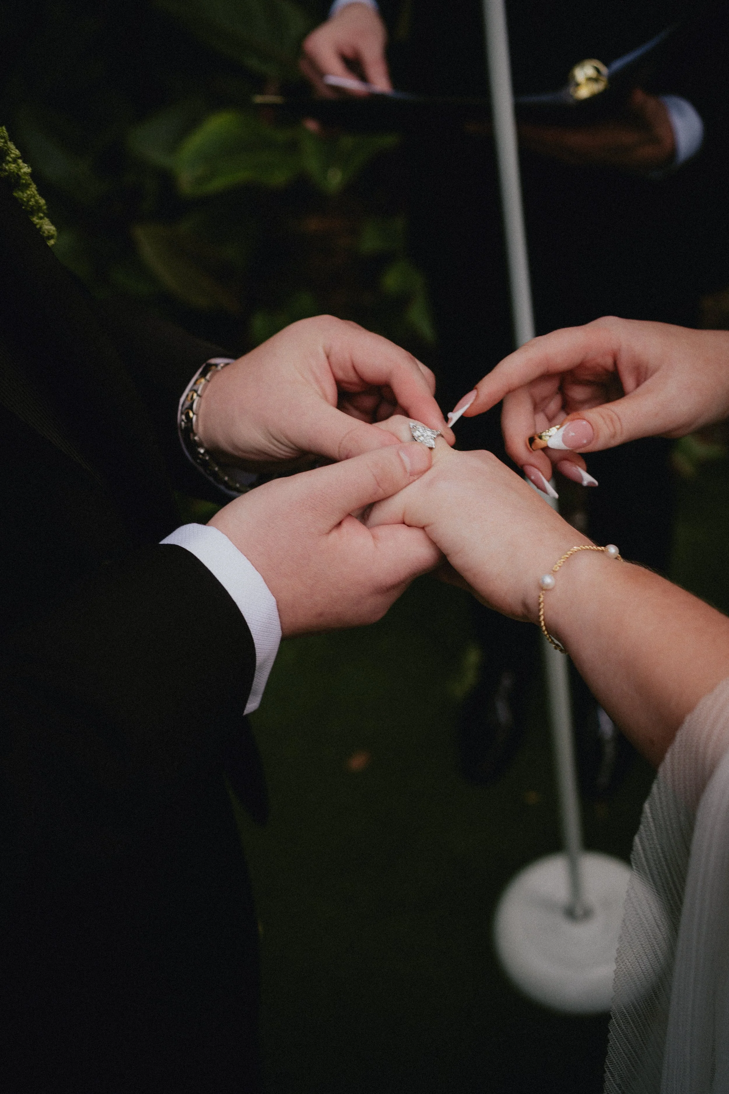 villa-woodbine-newlyweds-rings.jpg
