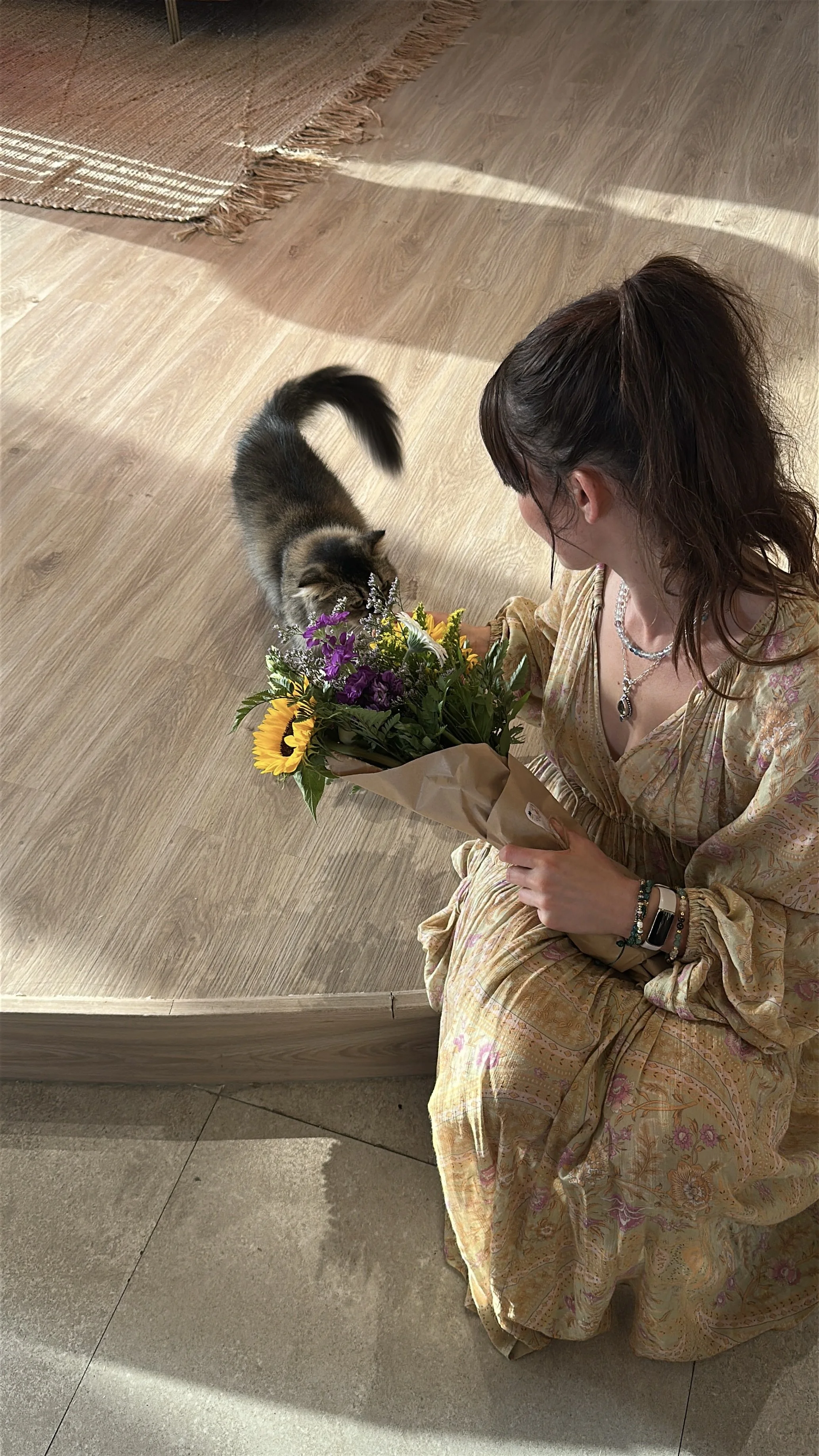 Purrs & Petals Flower Bouquet Workshop