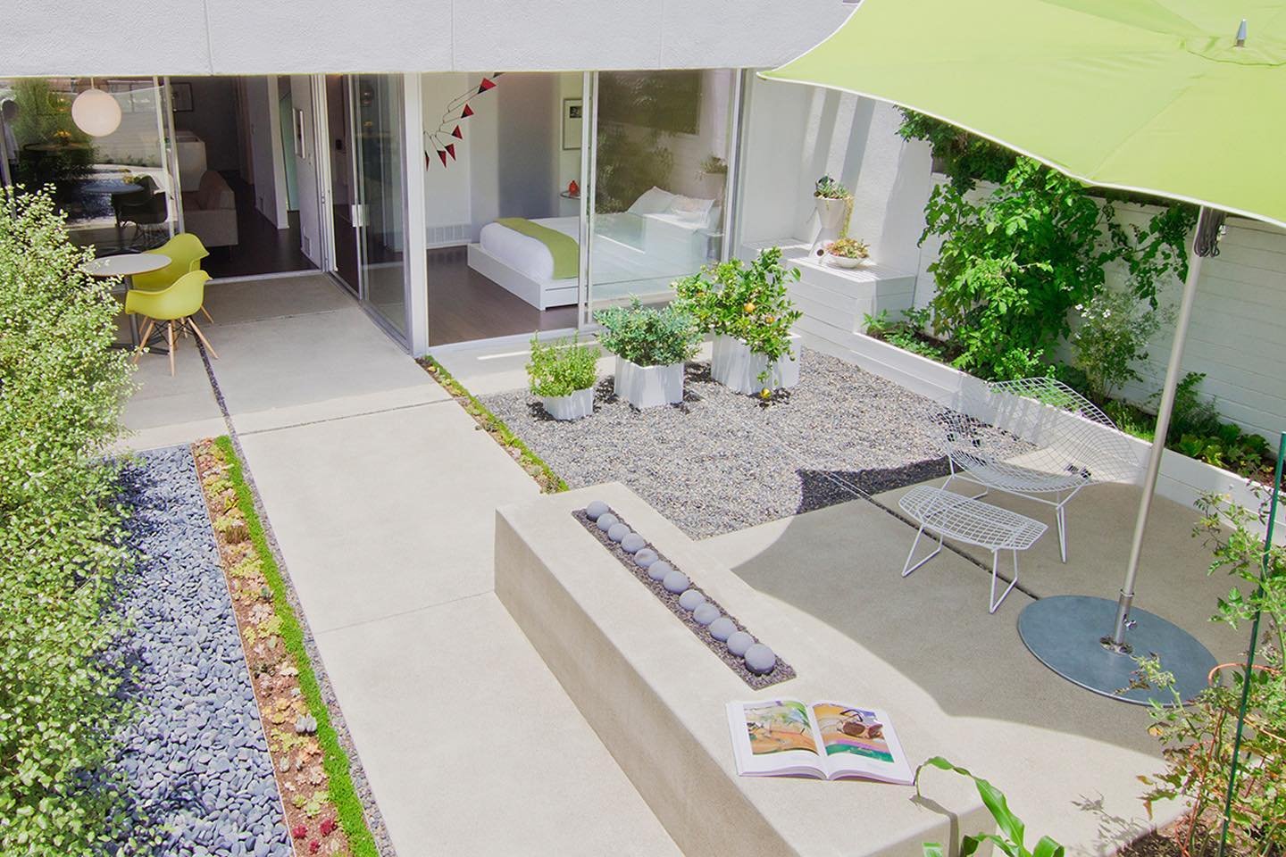 We aren&rsquo;t limited to the indoors- Outdoor architecture &amp; design!🌱 

.
.
.
#architecture #architect #ocarchitecture #orangecountyarchitect #lagunabeacharchitecture