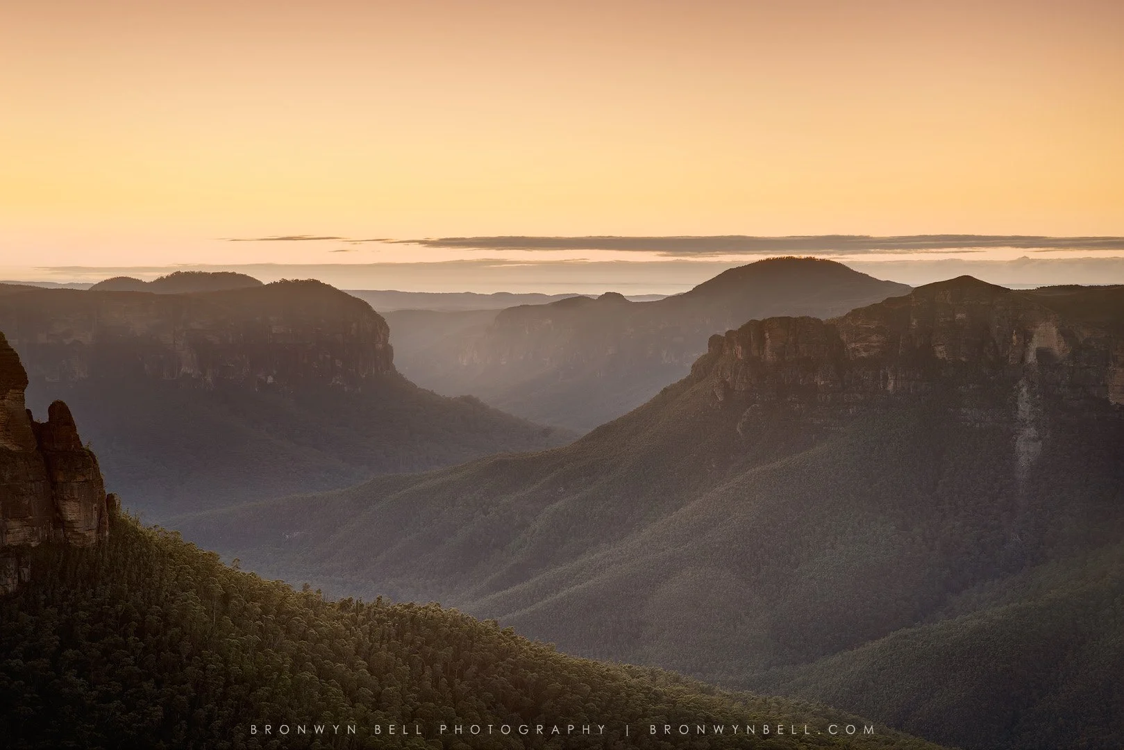 Govett's-Leap-Golden-Orange-Sunrise.jpg