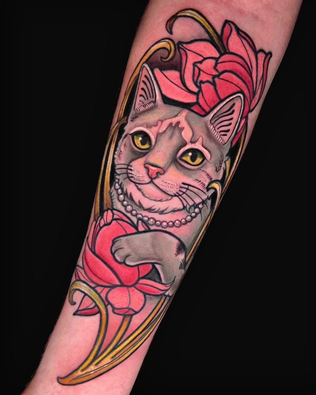 Meow meow meow meooooww *clears throat* 

What we meant to say was, check out this STUNNING Art Nouveau cat portrait by @cortneynorton ✨

She loves adapting pets, critters, and varmints alike in her signature Art Deco and Art Nouveau styles 🐾

Ready