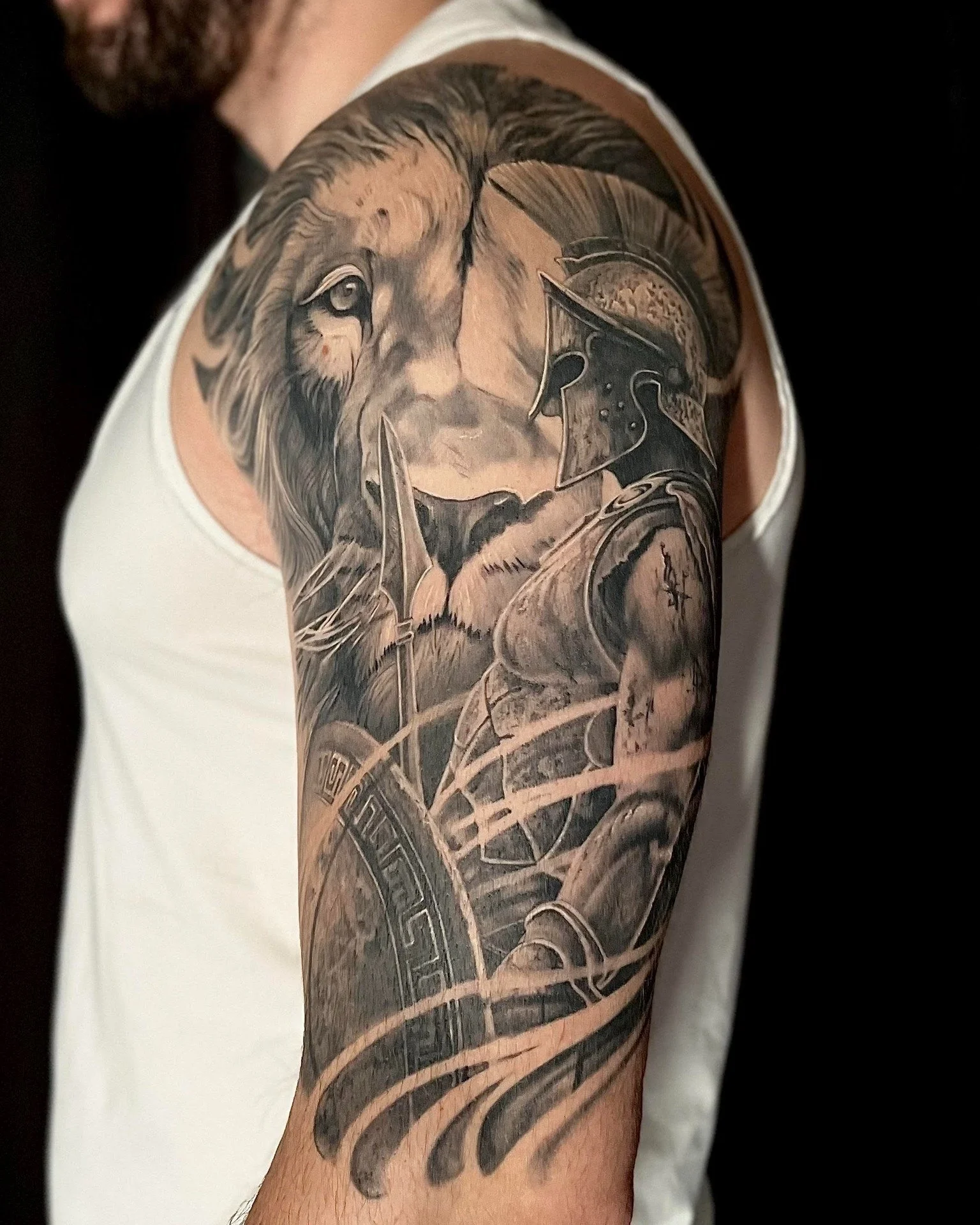 Lion and Spartan done by @robertbeemantattoos at Ink &amp; Dagger⚔

To book Flash or Custom tattoos with Robert, tap the link in our bio to fill out a booking form or give us a call at 770-692-4245!

 #inkanddaggertattoo #roswell #roswelltattoo #rosw
