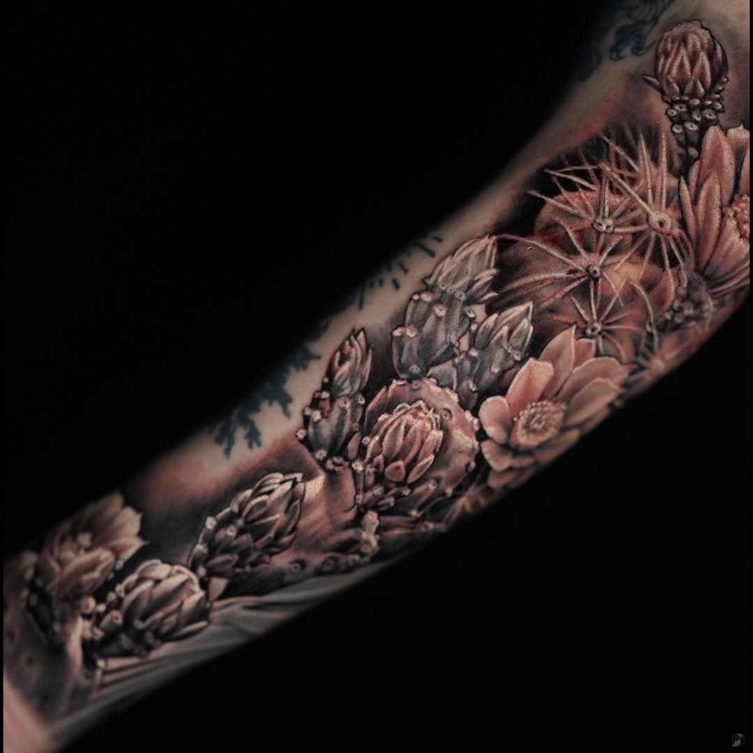 Stani - @mrgingerjaw is tattooing at @inkanddaggertattoo give them a follow! - Fun cactus filler for Abraham. Thanks, bud! 💥 BOOKS OPEN💥  Resident artist at Ink &amp; Dagger  INQUIRIES please visit: www.booking.inkanddagger.com/  #atltattoo #atlant