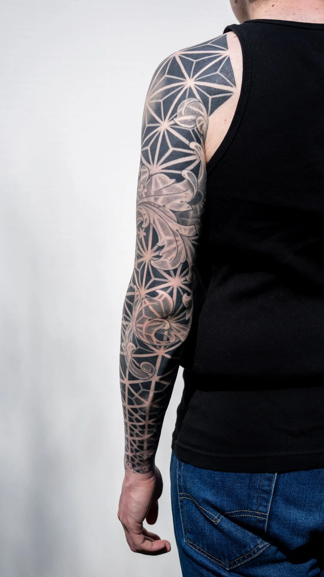 JonahAbbott_kumiko_sleeve_small-7.jpg